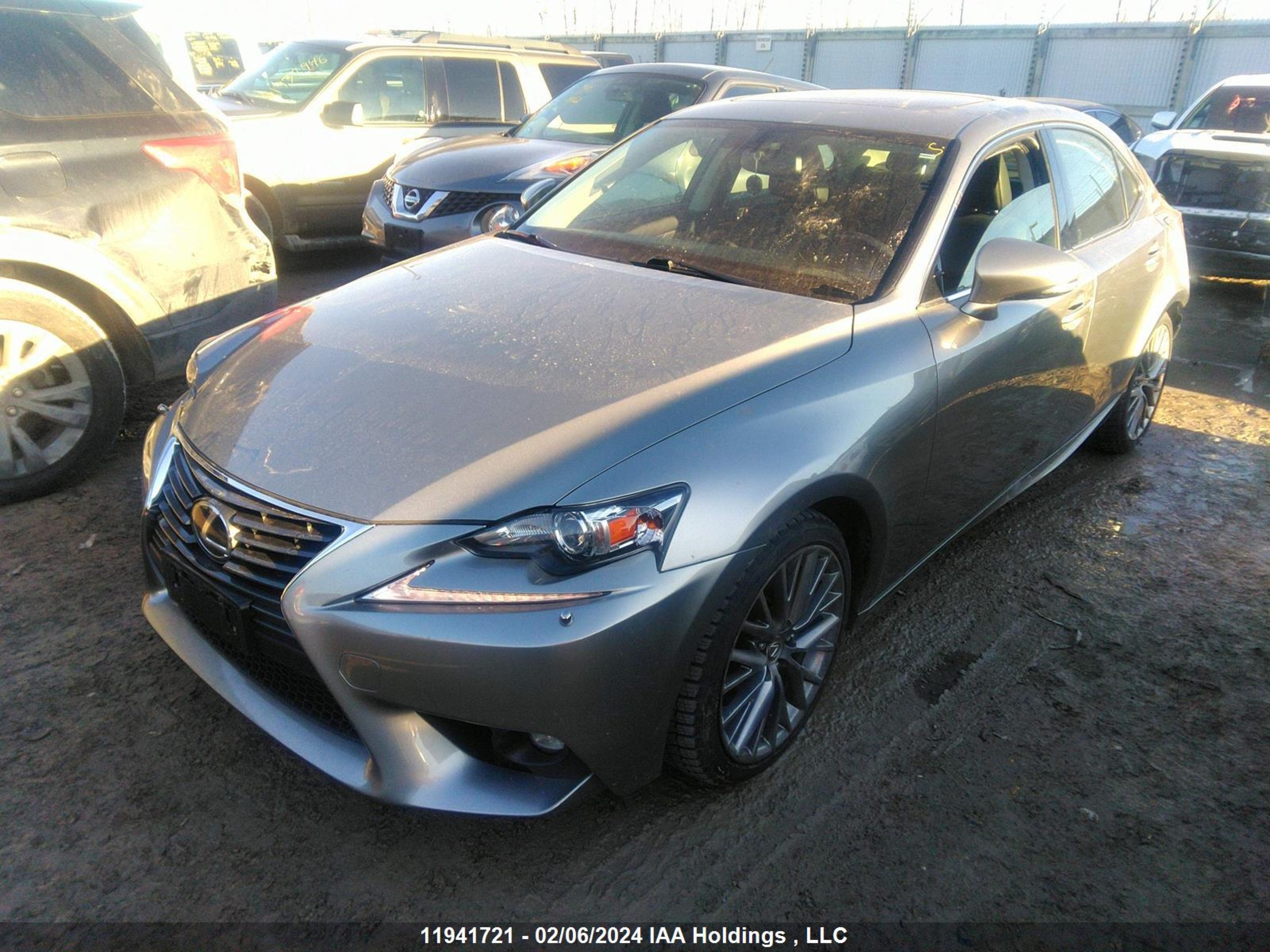 Photo 1 VIN: JTHCF1D26F5016050 - LEXUS IS 