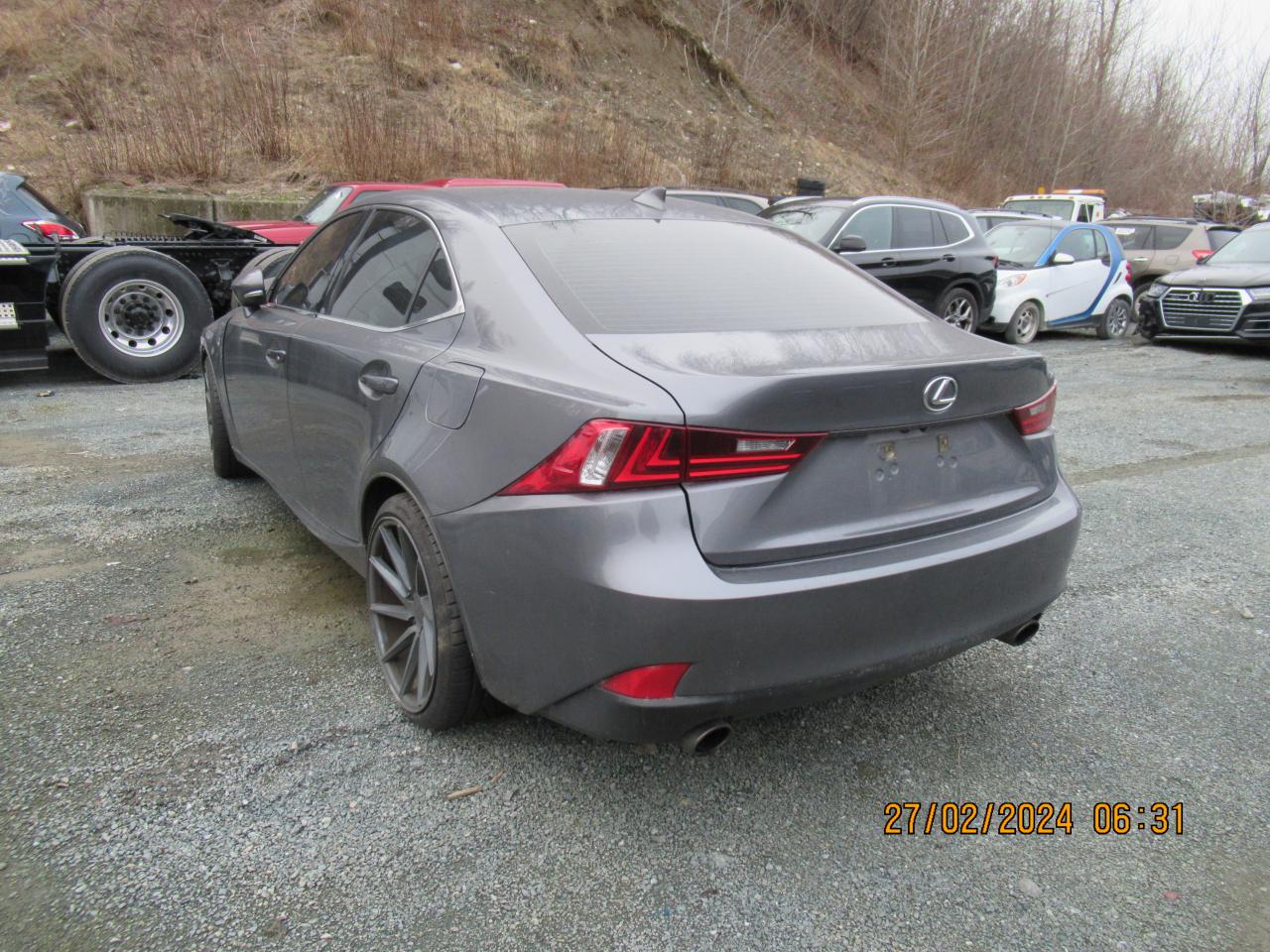 Photo 1 VIN: JTHCF1D27E5000437 - LEXUS IS 