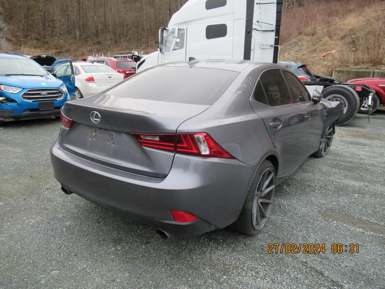 Photo 2 VIN: JTHCF1D27E5000437 - LEXUS IS 