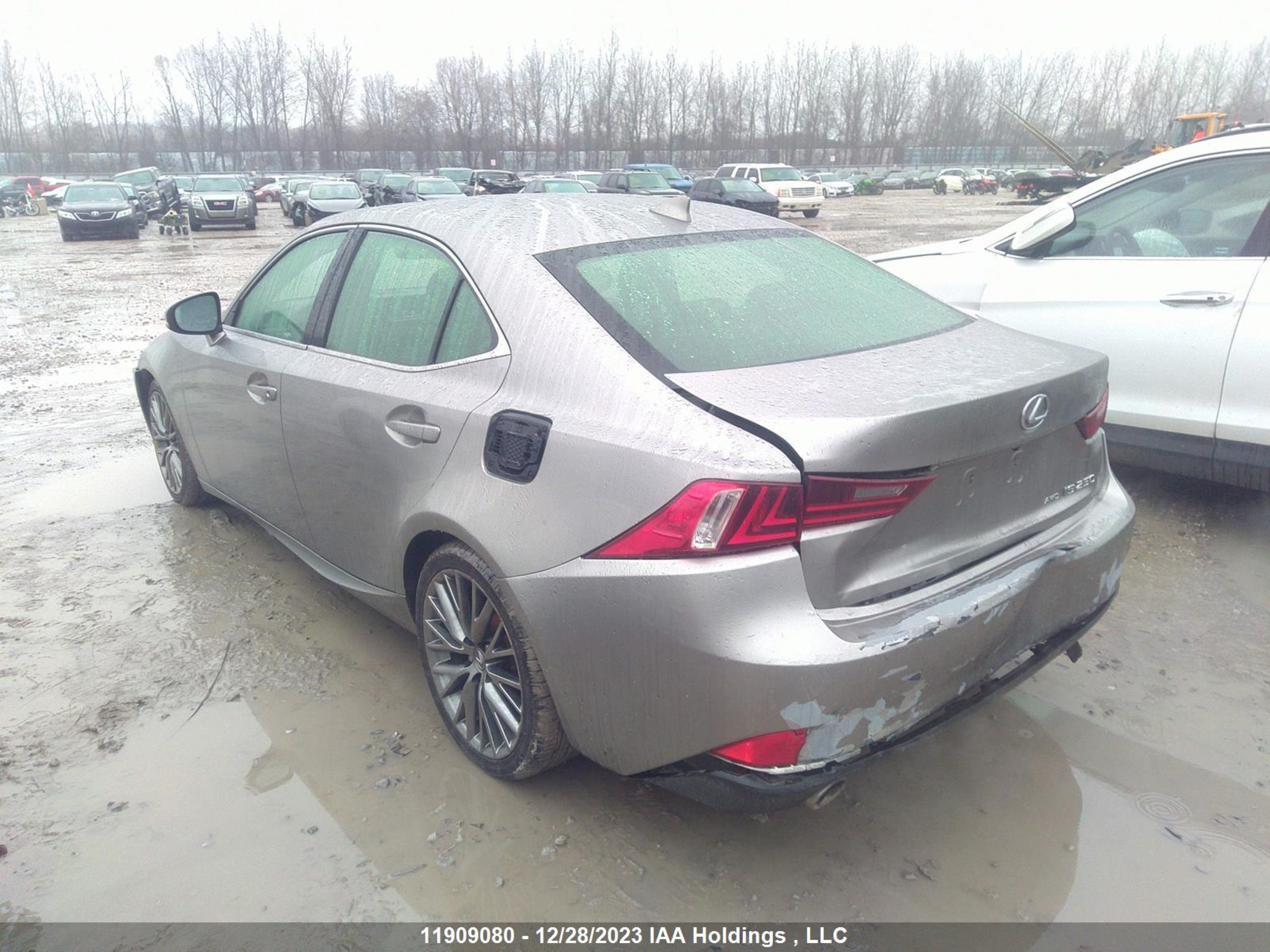 Photo 2 VIN: JTHCF1D28F5027969 - LEXUS IS 