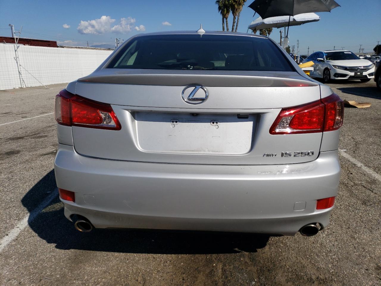 Photo 5 VIN: JTHCF5C24C5059483 - LEXUS IS 