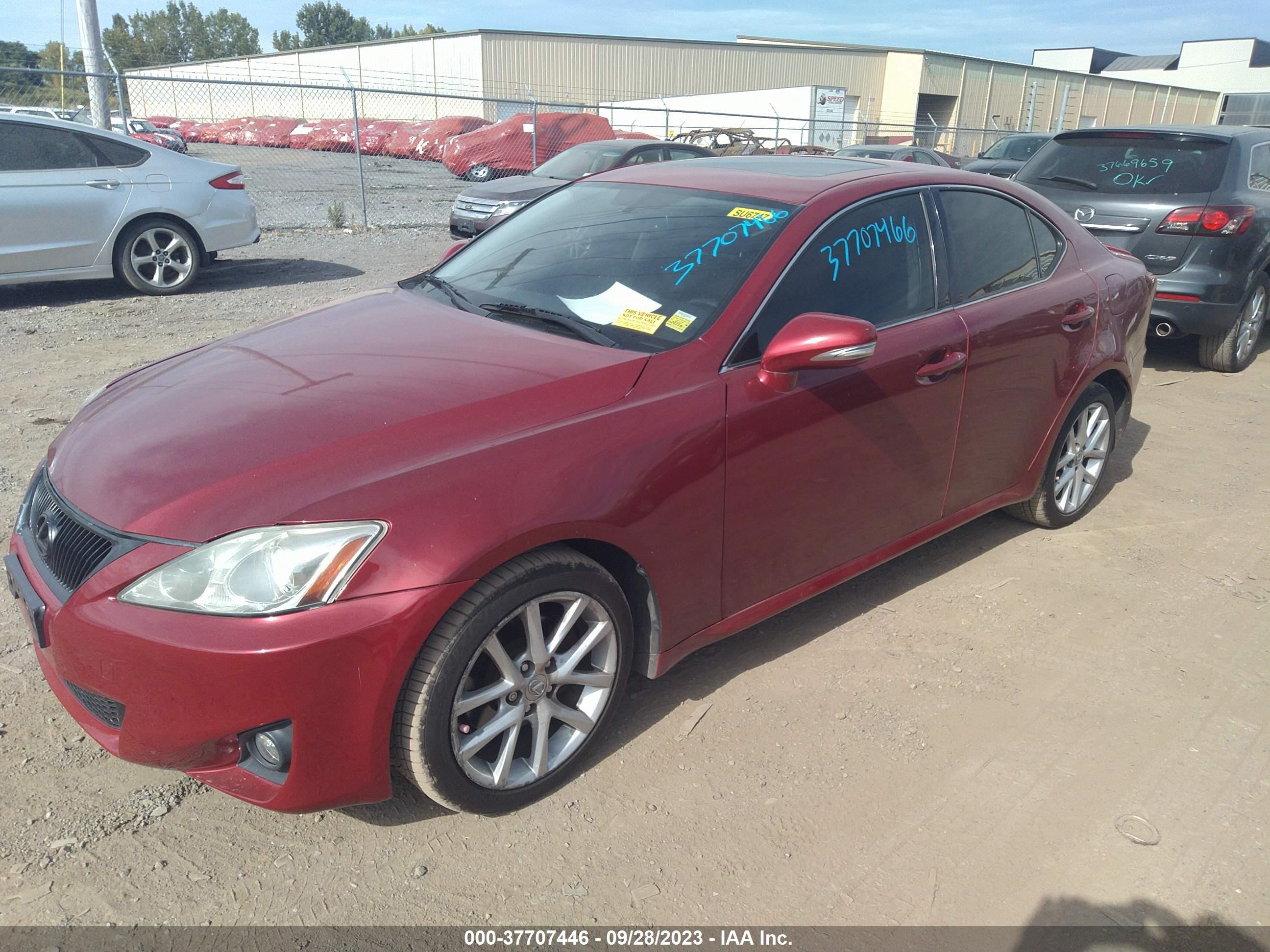 Photo 1 VIN: JTHCF5C25B5047230 - LEXUS IS 