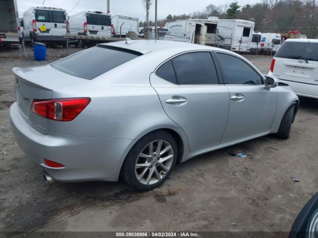 Photo 3 VIN: JTHCF5C26B5047592 - LEXUS IS 250 