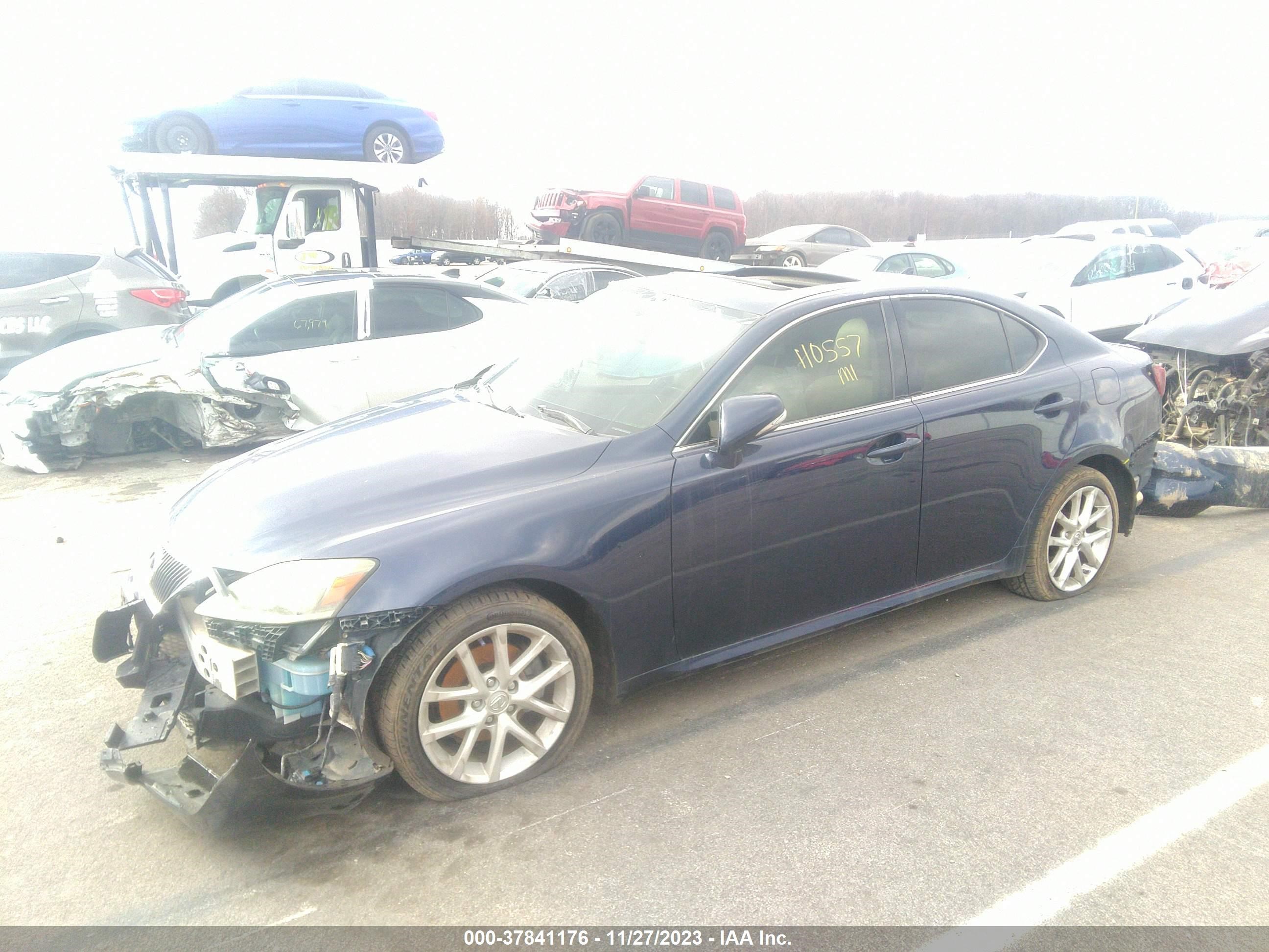 Photo 1 VIN: JTHCF5C29C5056675 - LEXUS IS 