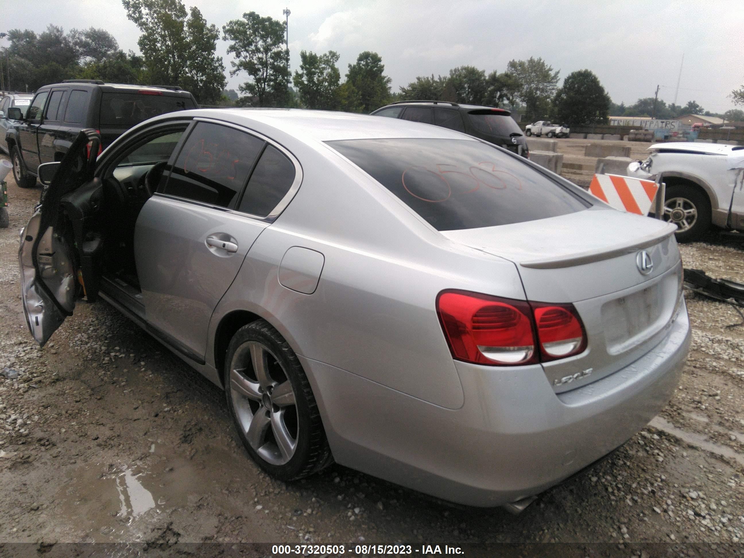 Photo 2 VIN: JTHCH96S560015667 - LEXUS GS 300 