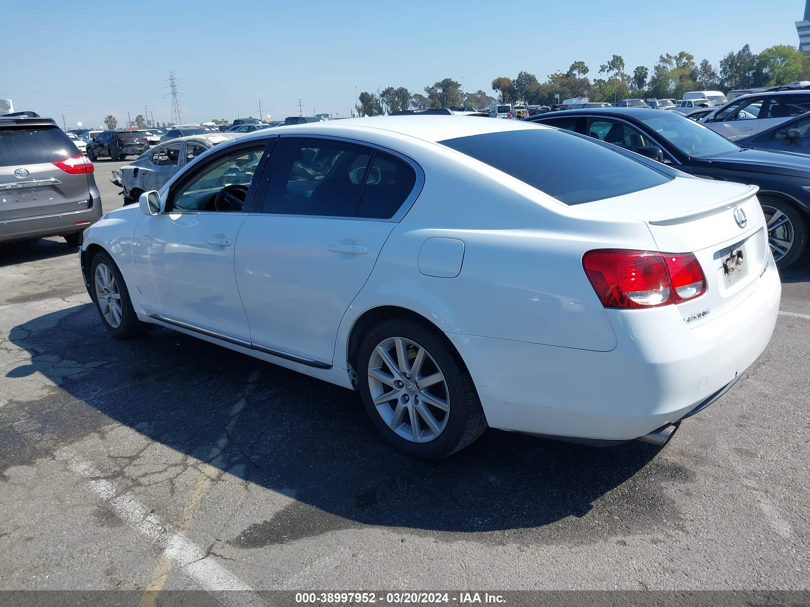 Photo 2 VIN: JTHCH96S960004025 - LEXUS GS 300 