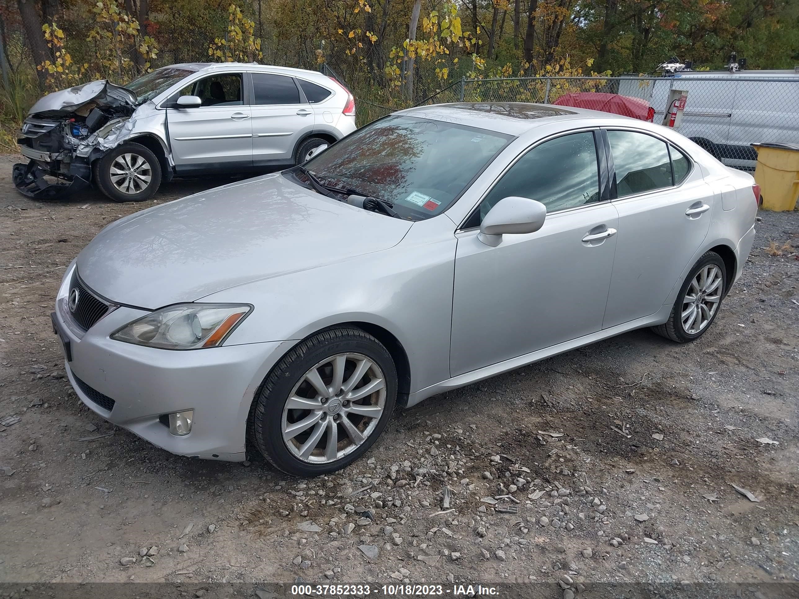 Photo 1 VIN: JTHCK262065007018 - LEXUS IS 