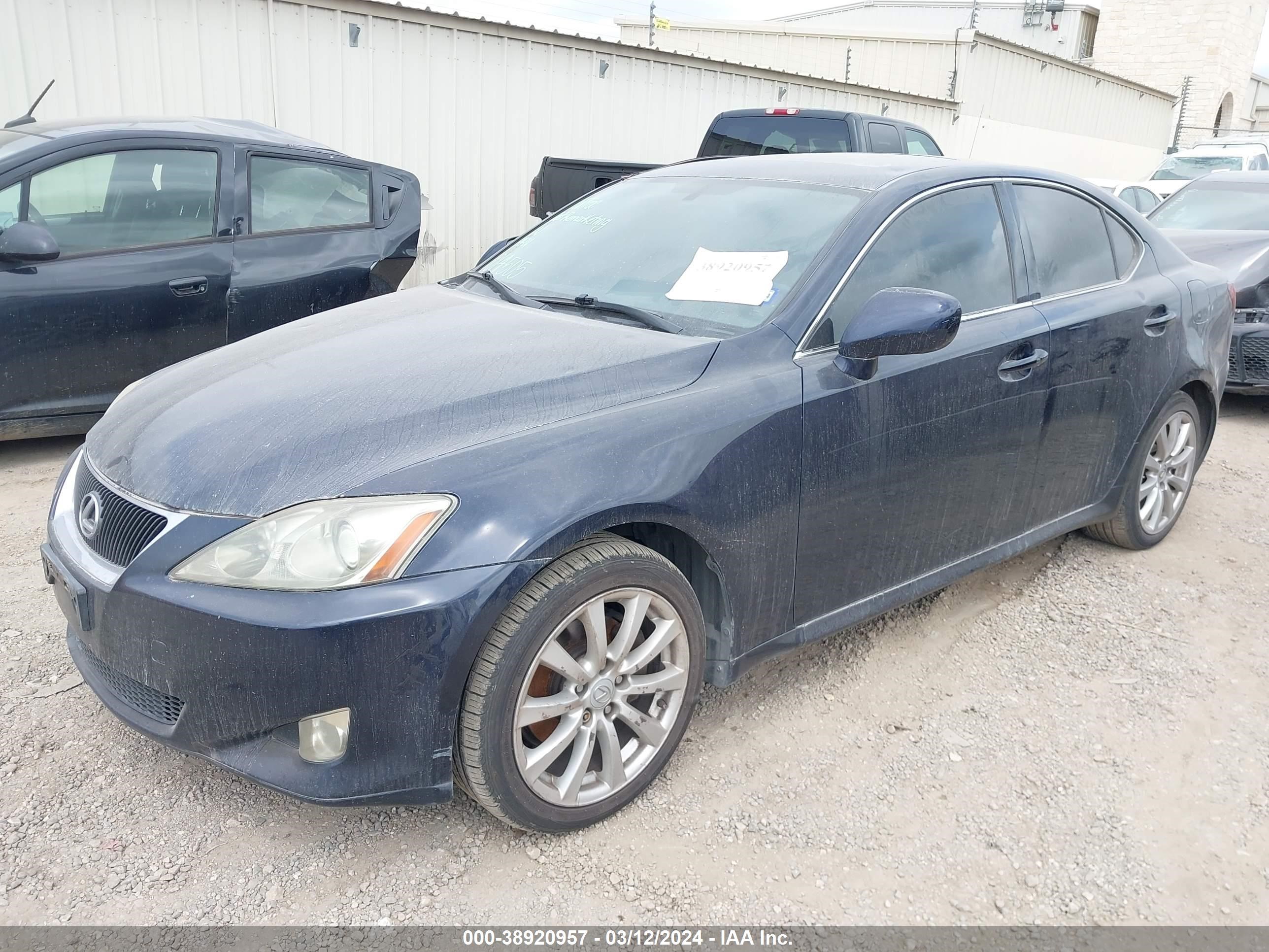 Photo 1 VIN: JTHCK262075014505 - LEXUS IS 