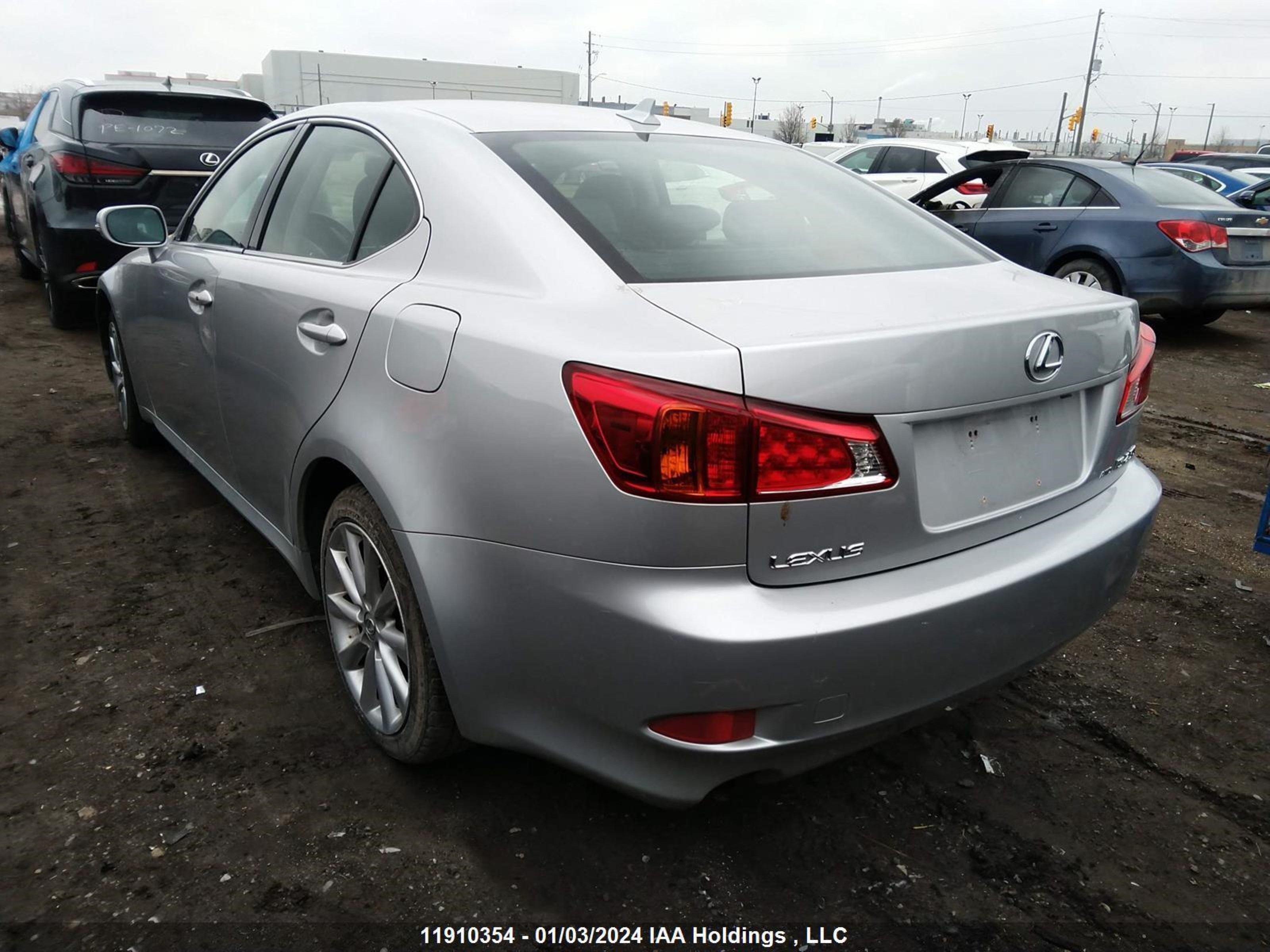 Photo 2 VIN: JTHCK262092029543 - LEXUS IS 