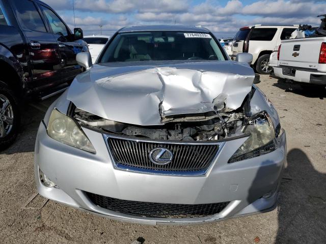 Photo 4 VIN: JTHCK262172009850 - LEXUS IS 