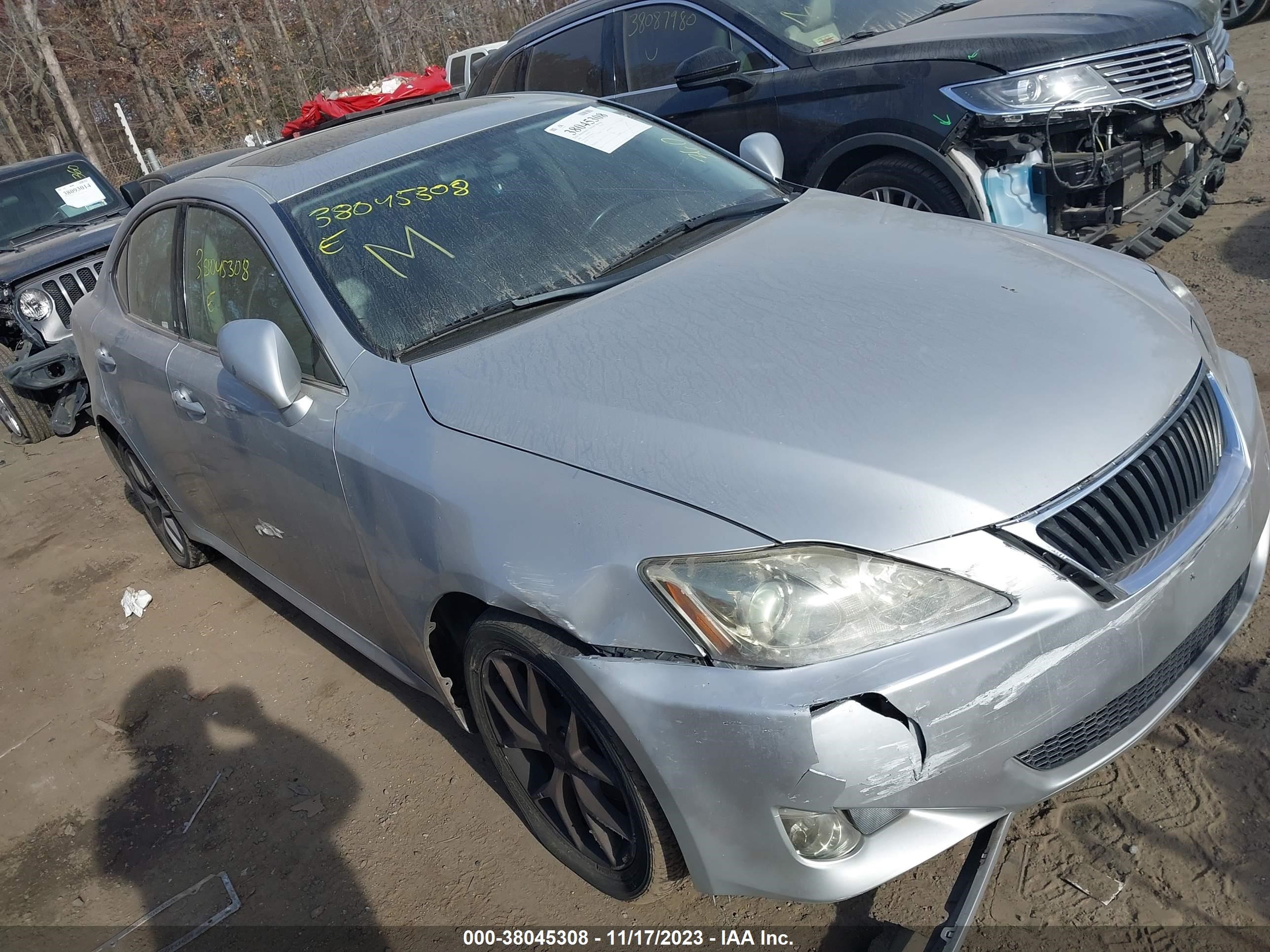 Photo 0 VIN: JTHCK262185018760 - LEXUS IS 