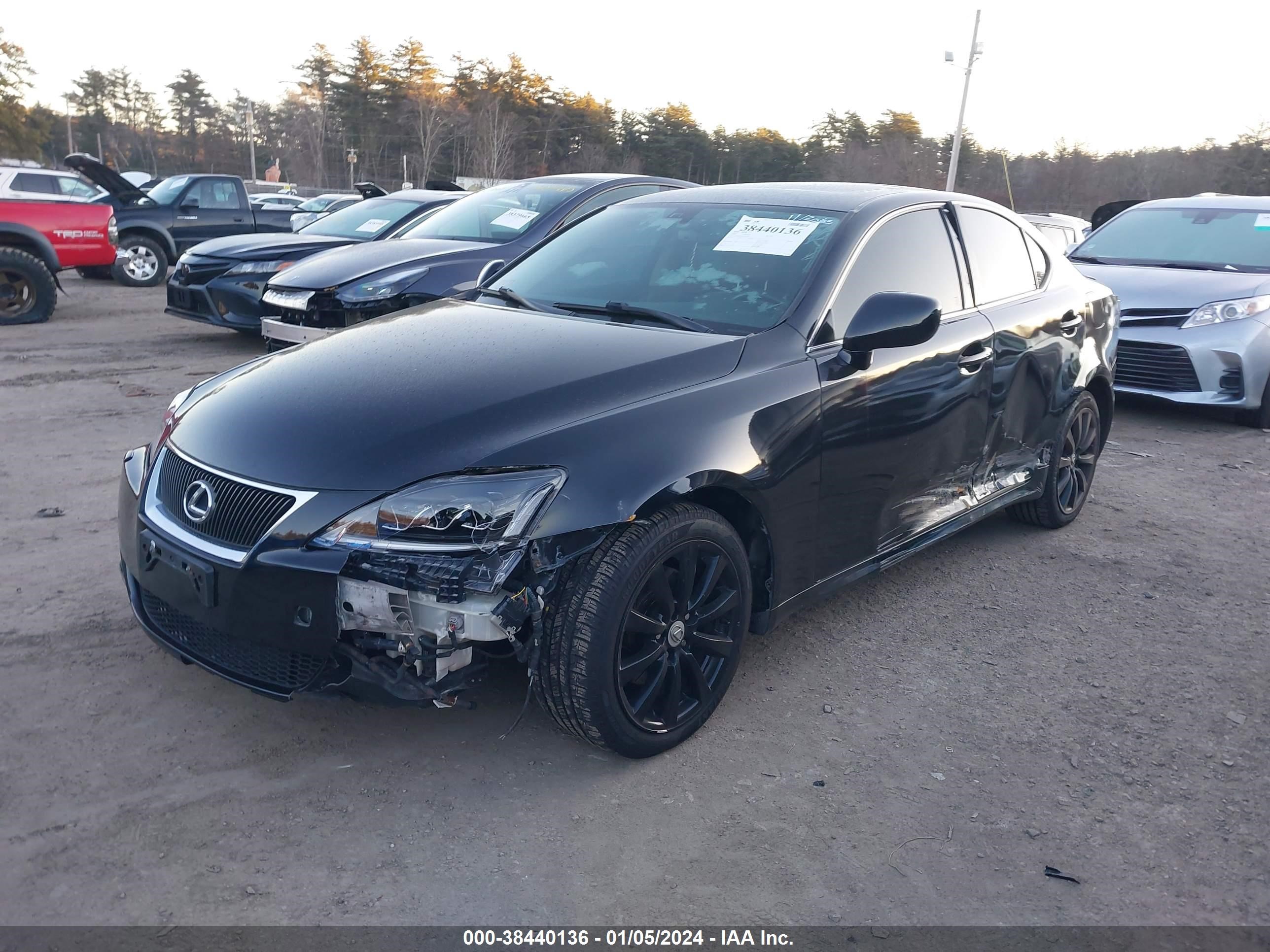 Photo 1 VIN: JTHCK262285025670 - LEXUS IS 