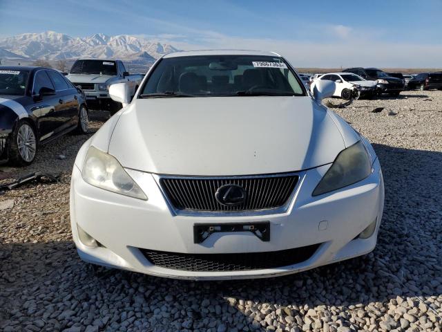 Photo 4 VIN: JTHCK262375013803 - LEXUS IS 