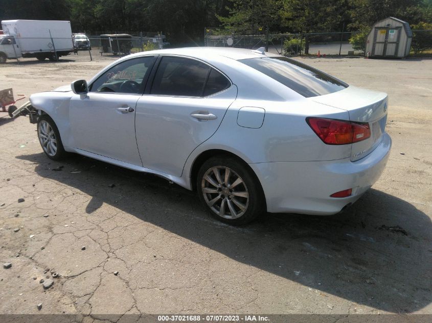 Photo 2 VIN: JTHCK262385023510 - LEXUS IS 