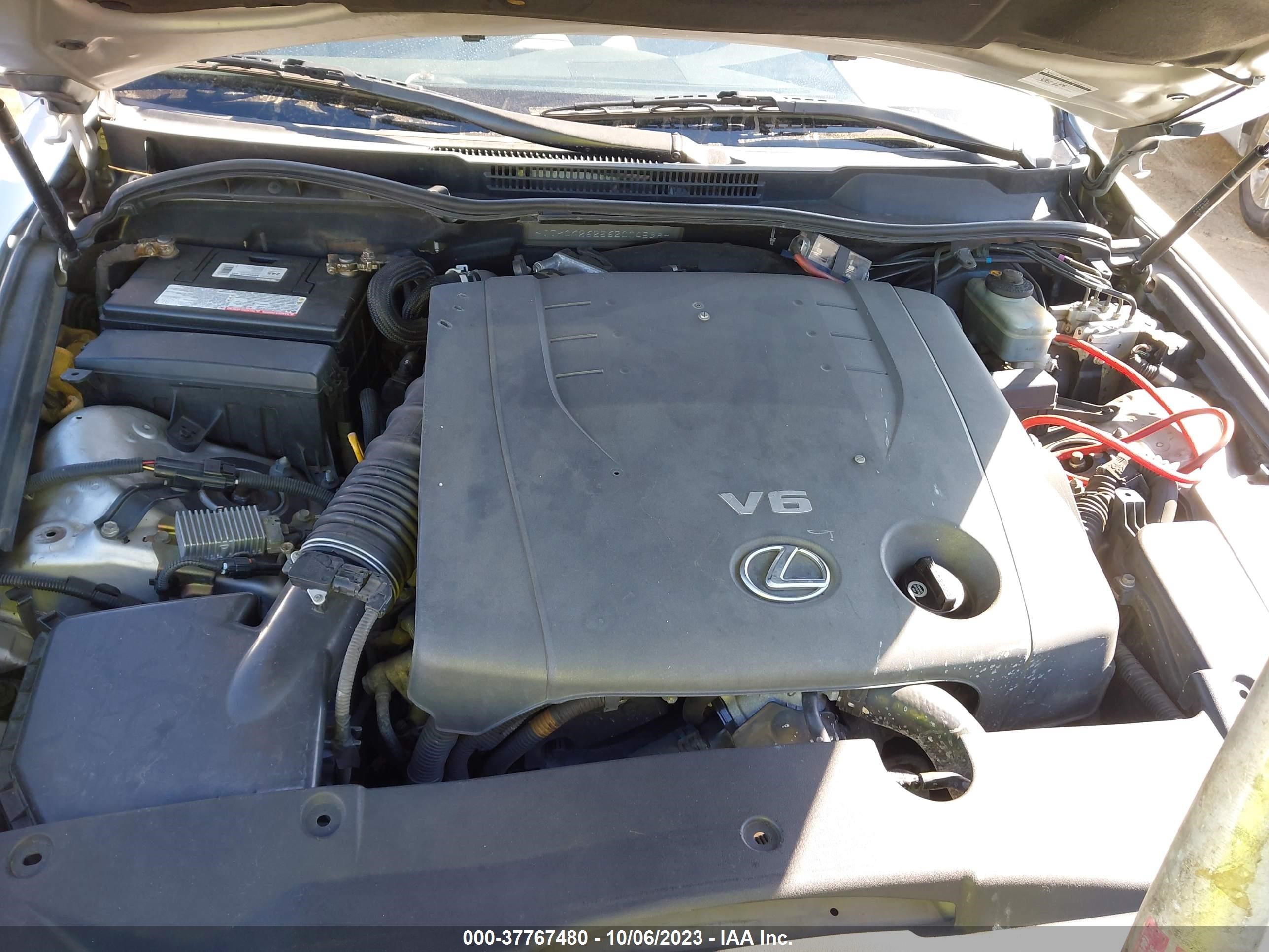 Photo 9 VIN: JTHCK262562004598 - LEXUS IS 