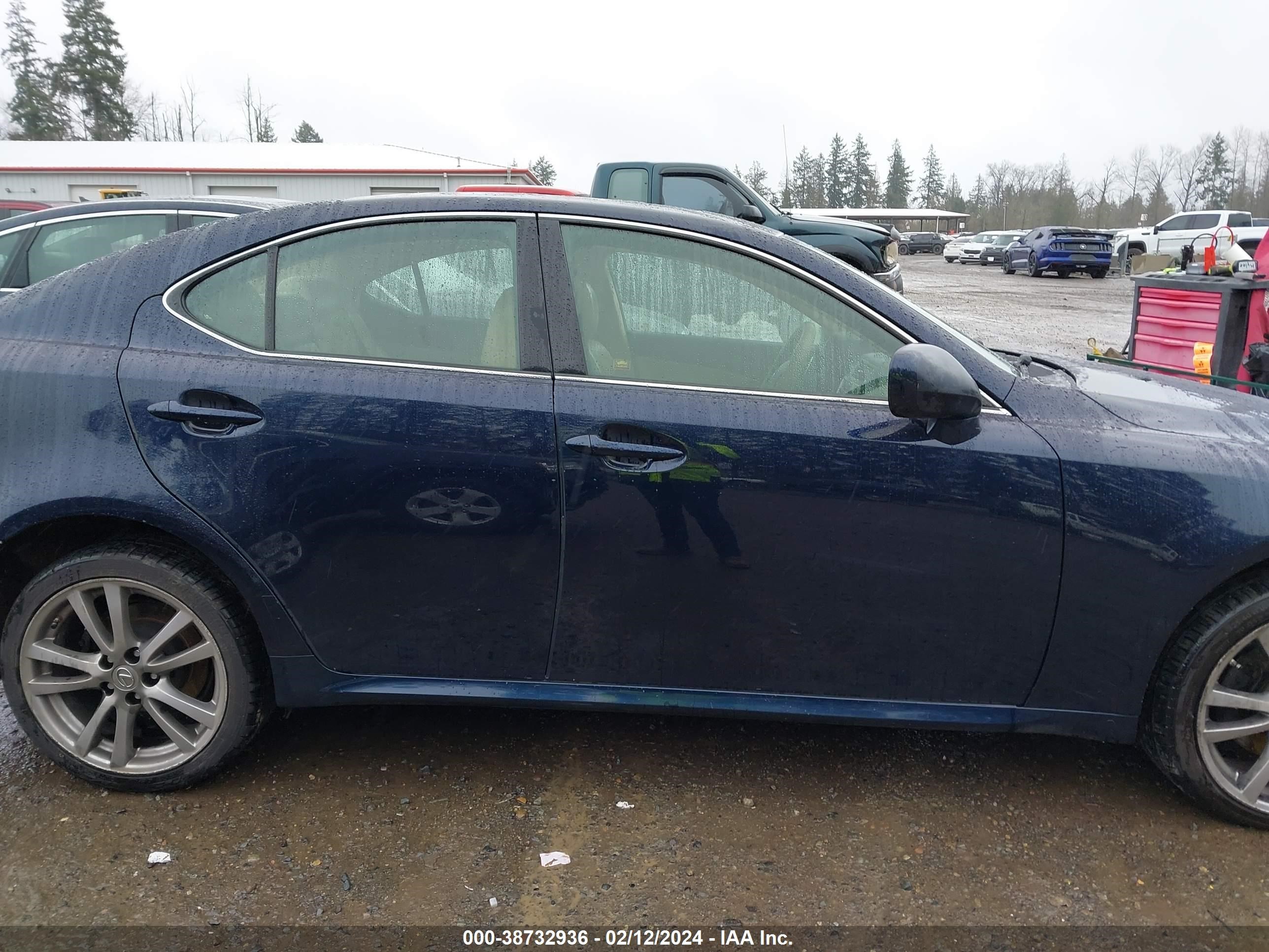 Photo 12 VIN: JTHCK262565001621 - LEXUS IS 