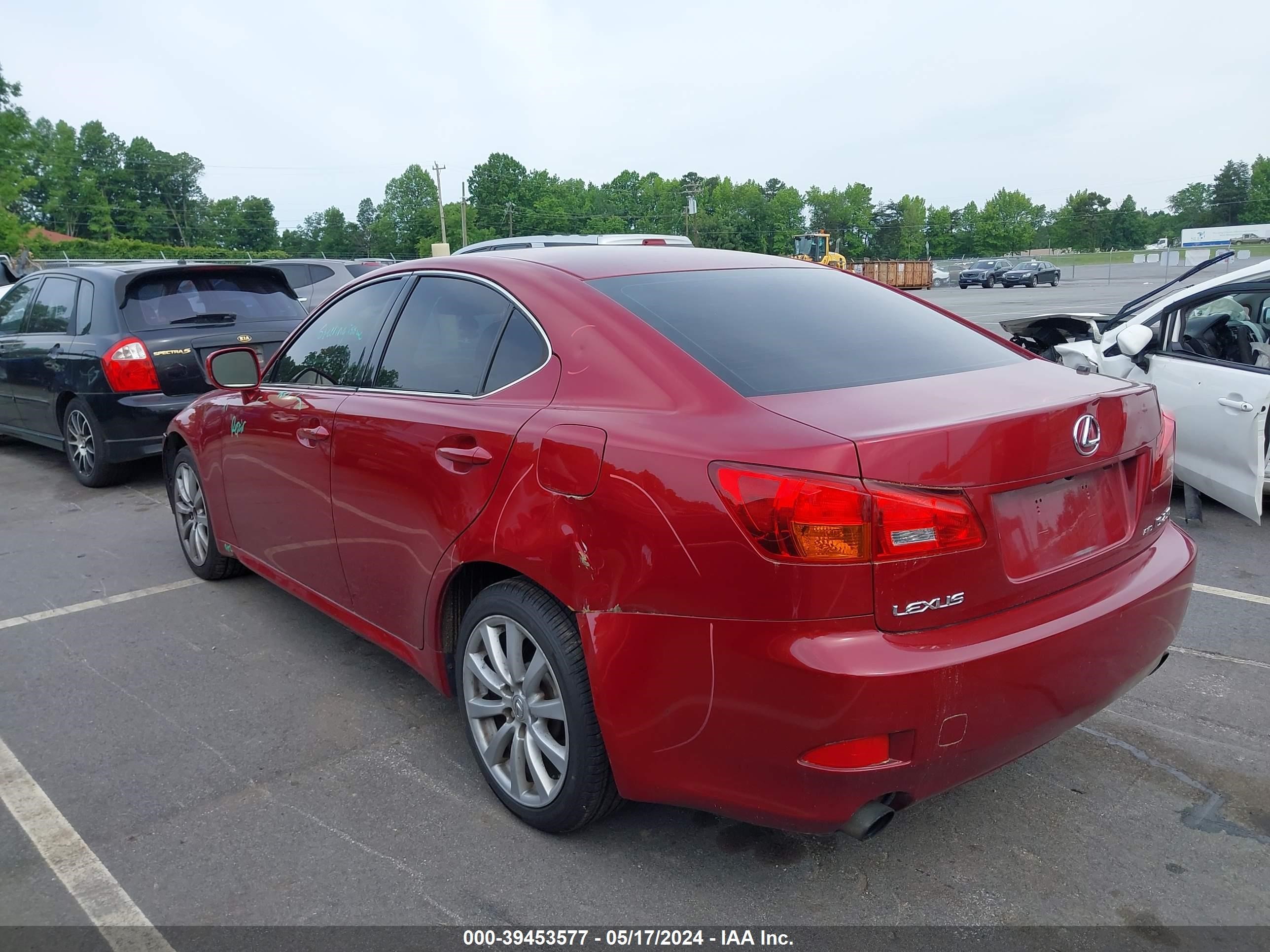 Photo 2 VIN: JTHCK262565007659 - LEXUS IS 