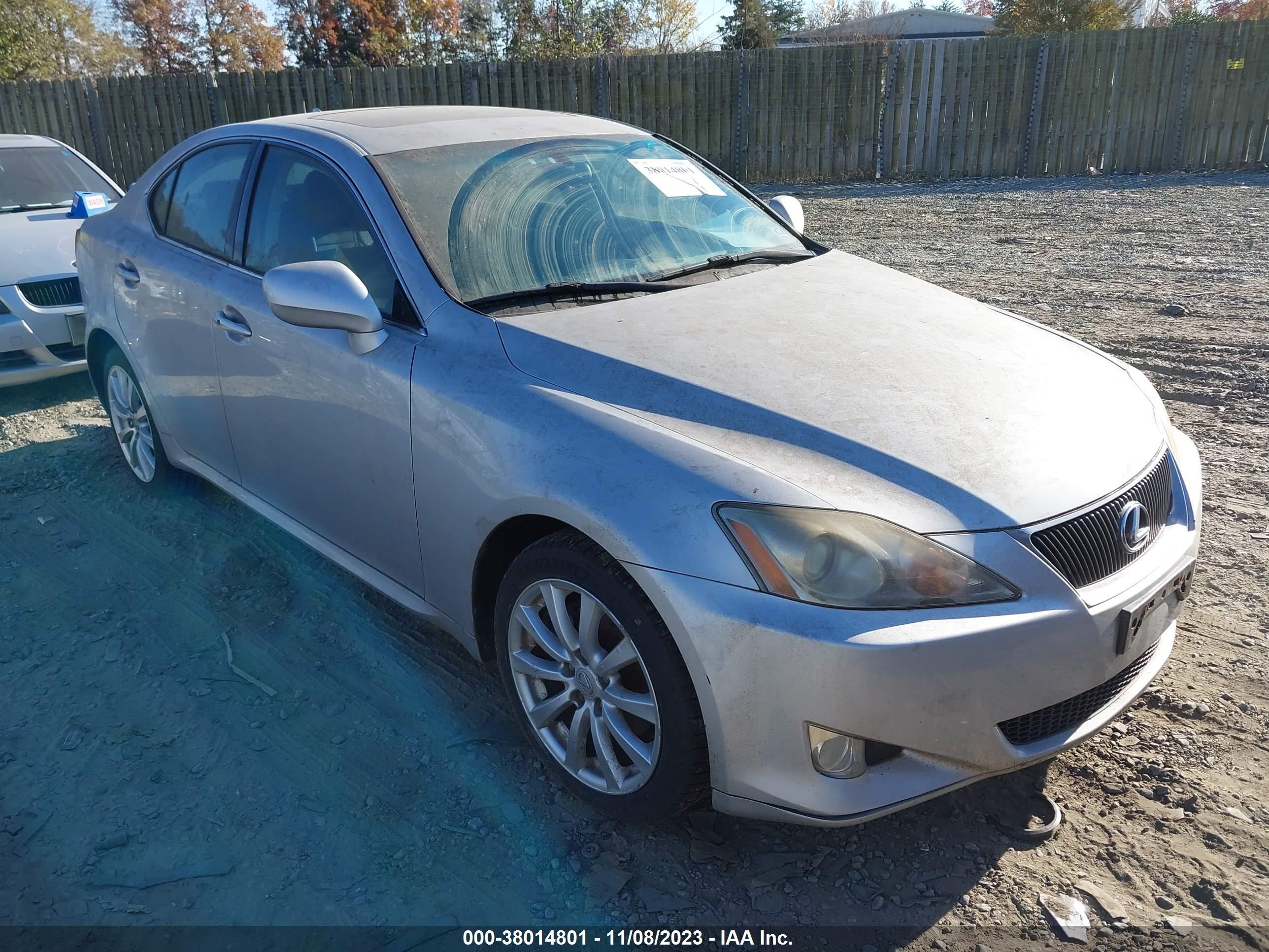 Photo 0 VIN: JTHCK262582024868 - LEXUS IS 