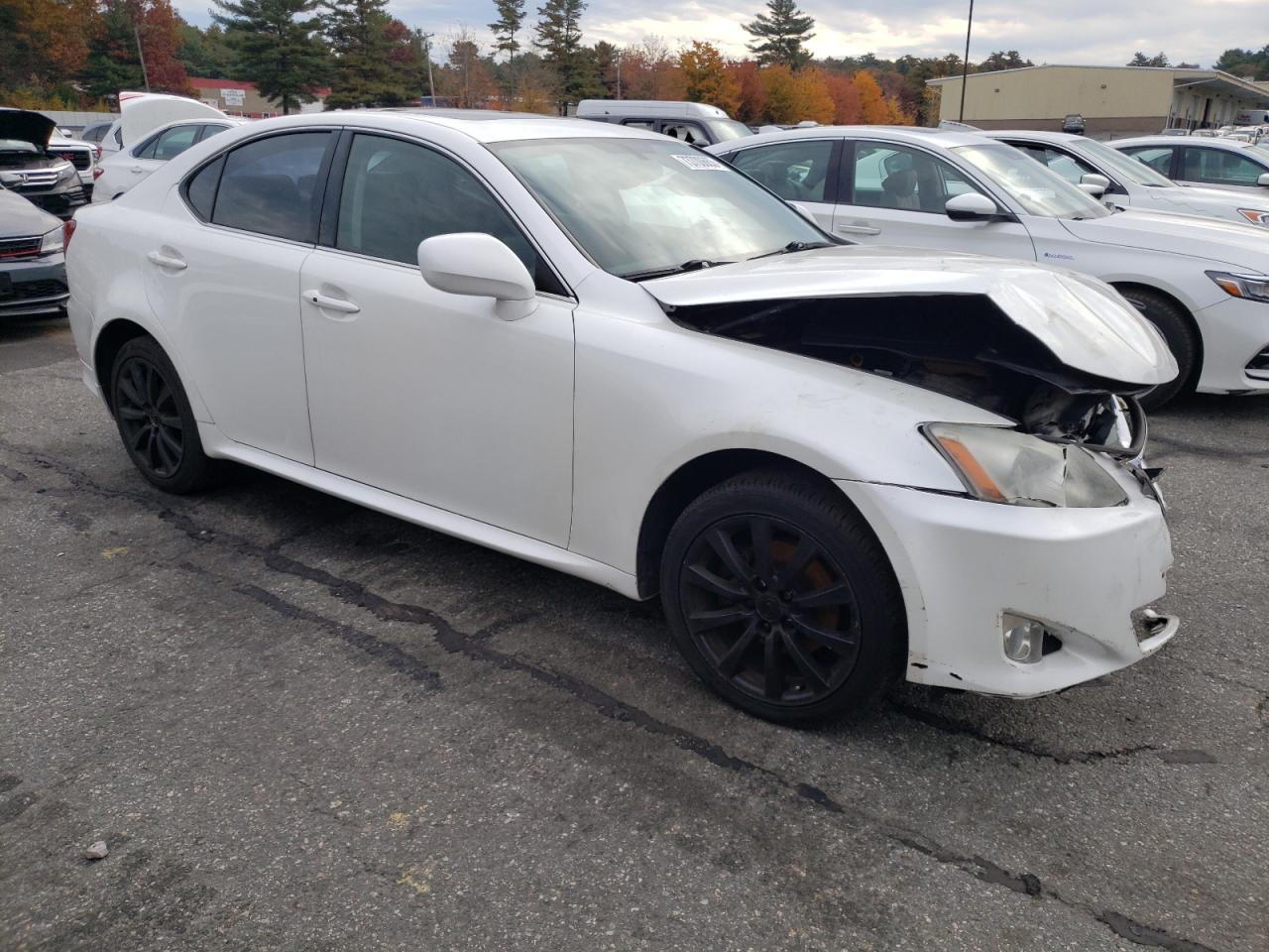 Photo 3 VIN: JTHCK262585018745 - LEXUS IS 