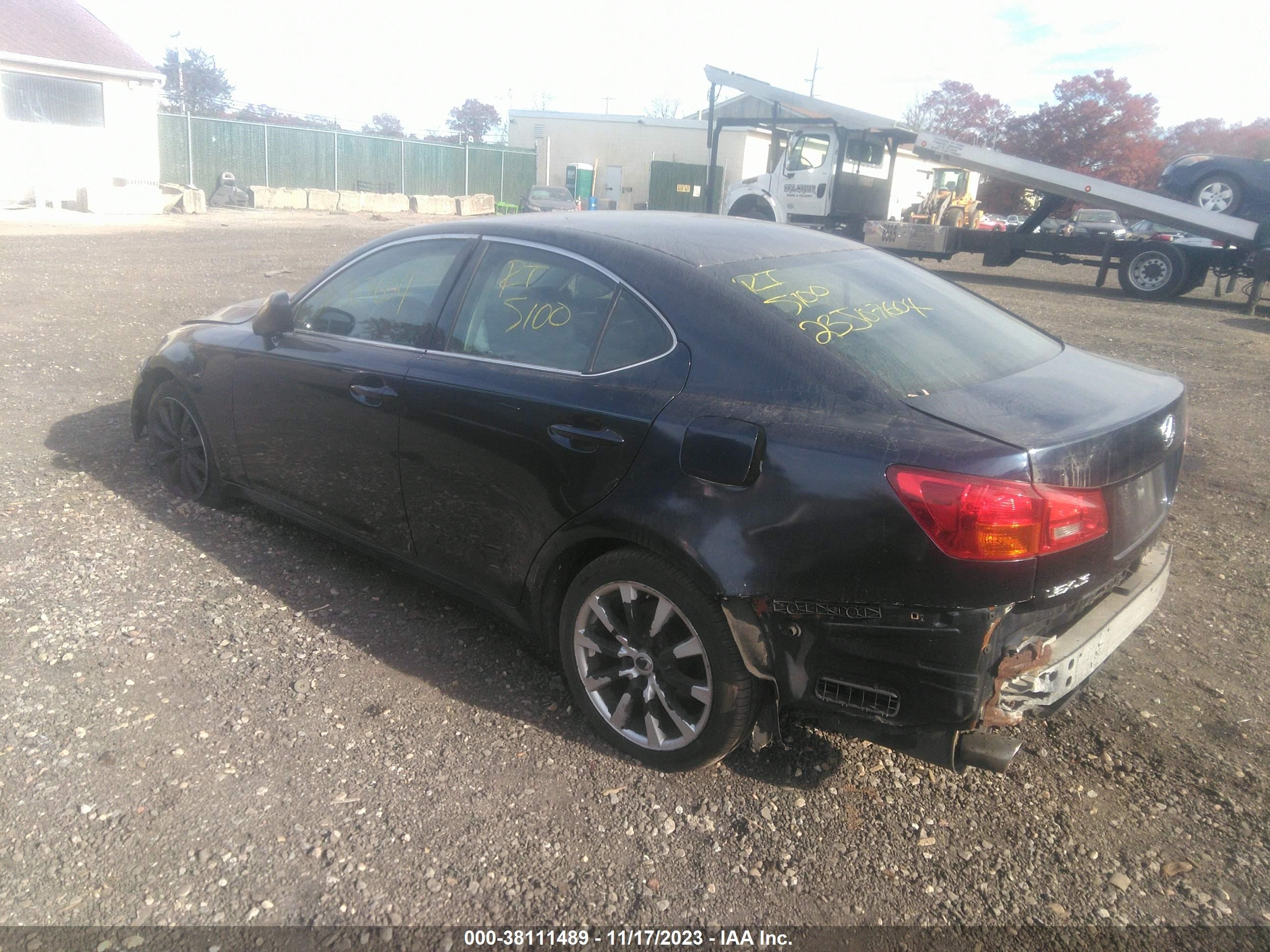 Photo 2 VIN: JTHCK262665001286 - LEXUS IS 