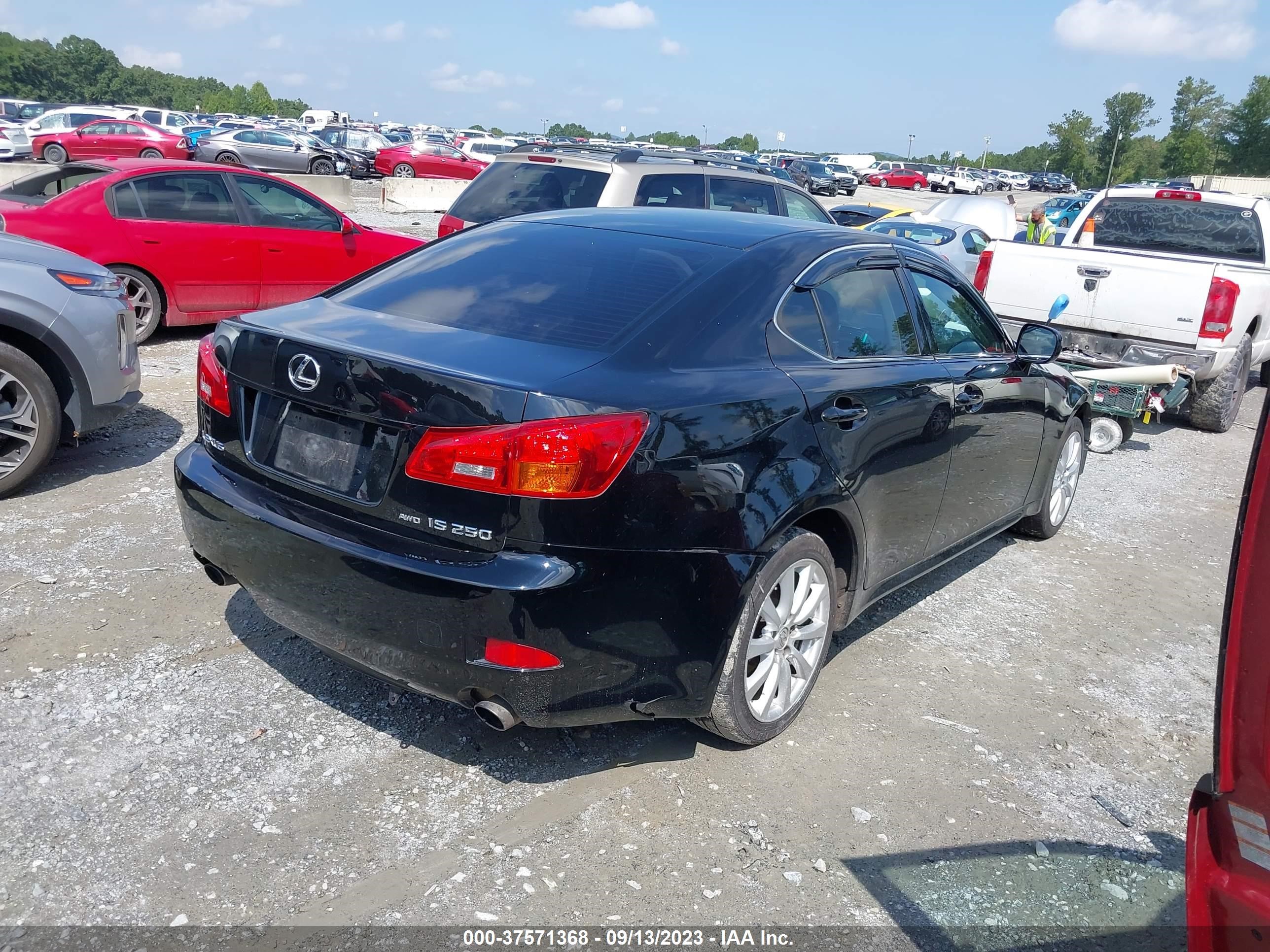 Photo 3 VIN: JTHCK262665004754 - LEXUS IS 