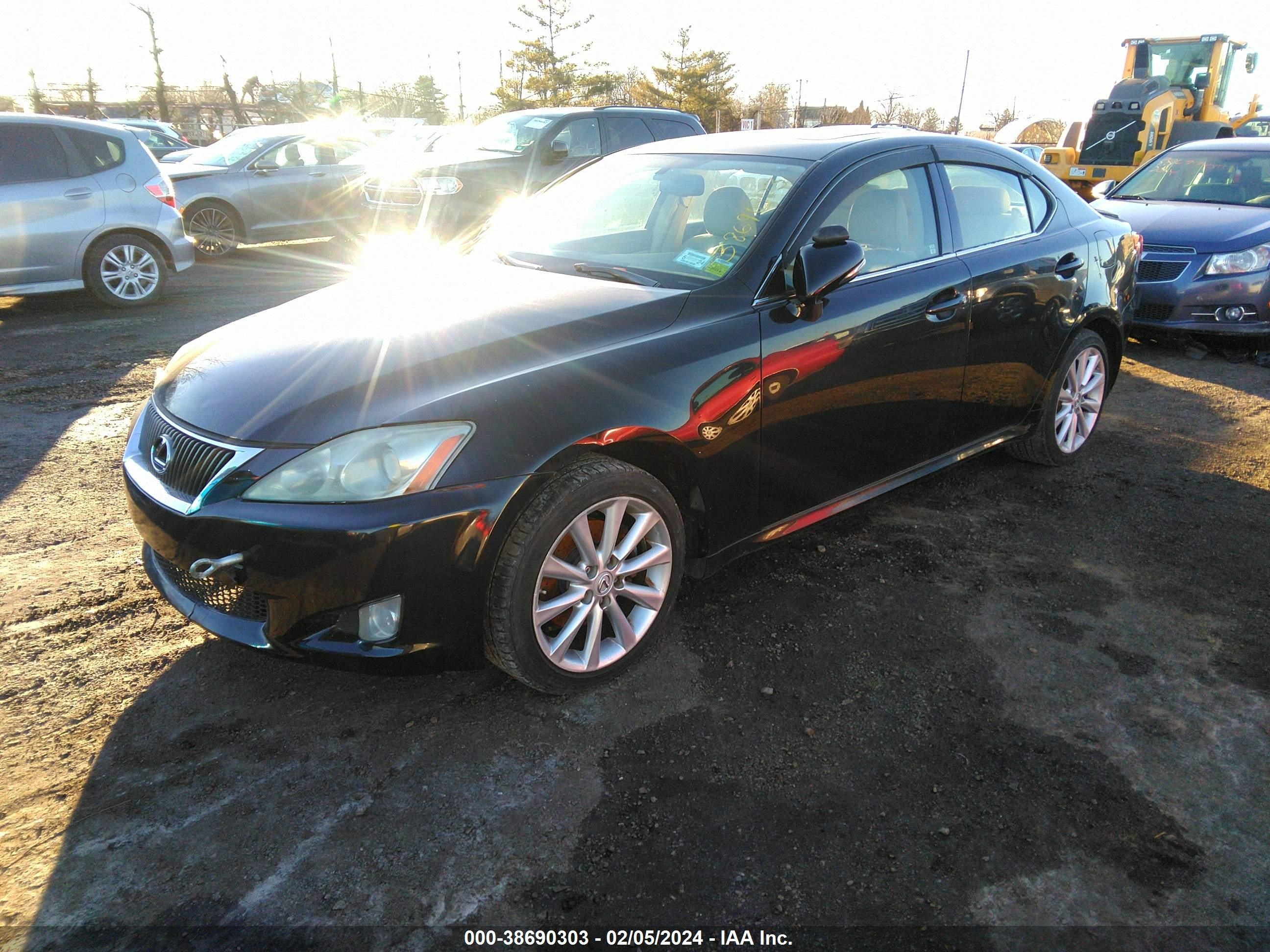 Photo 1 VIN: JTHCK262695031750 - LEXUS IS 