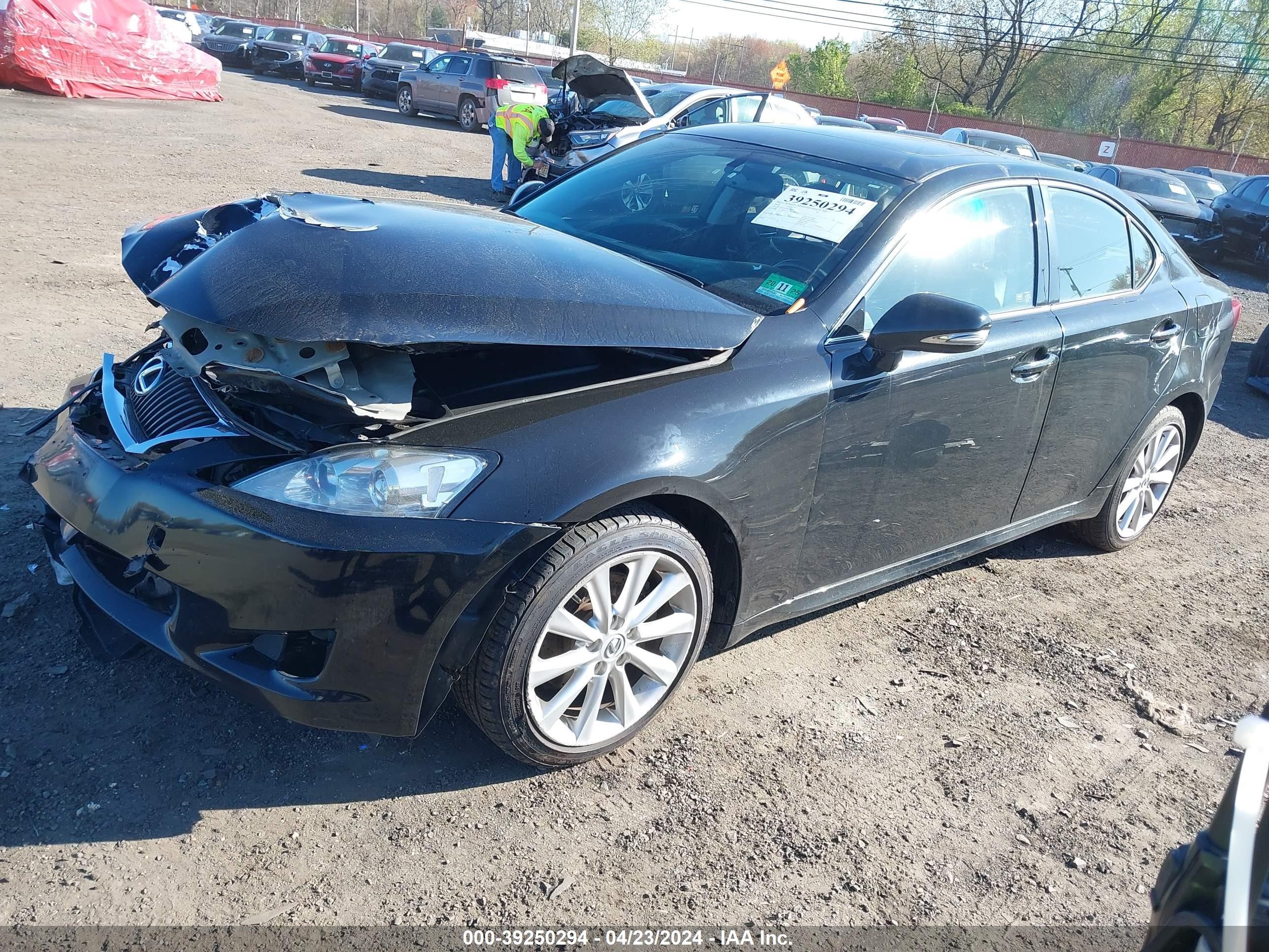 Photo 1 VIN: JTHCK262695034616 - LEXUS IS 