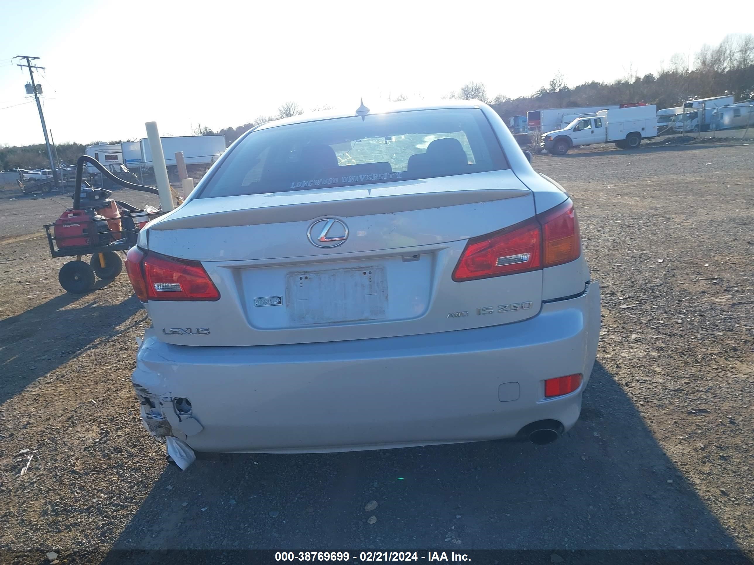 Photo 15 VIN: JTHCK262782027514 - LEXUS IS 