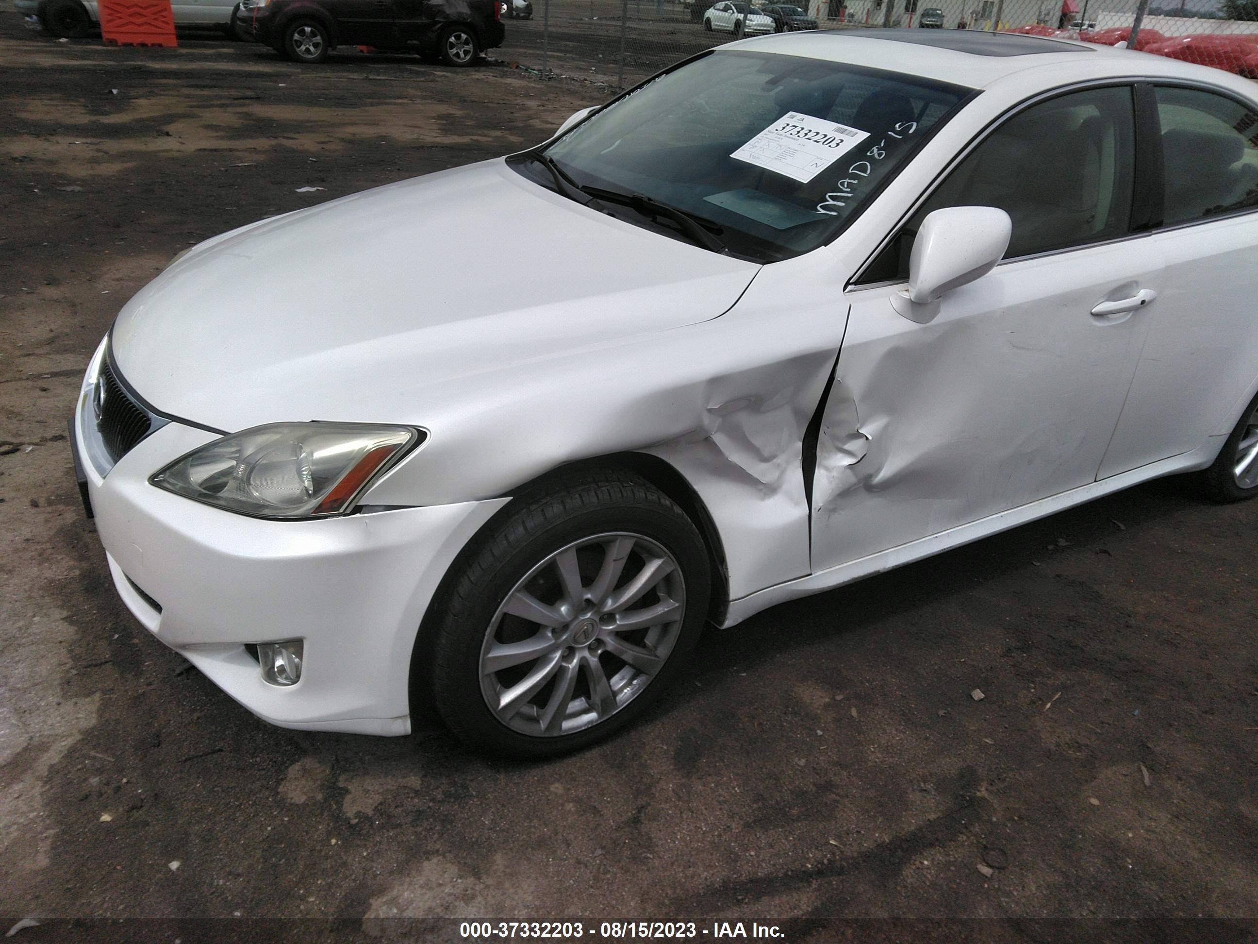 Photo 5 VIN: JTHCK262972010731 - LEXUS IS 