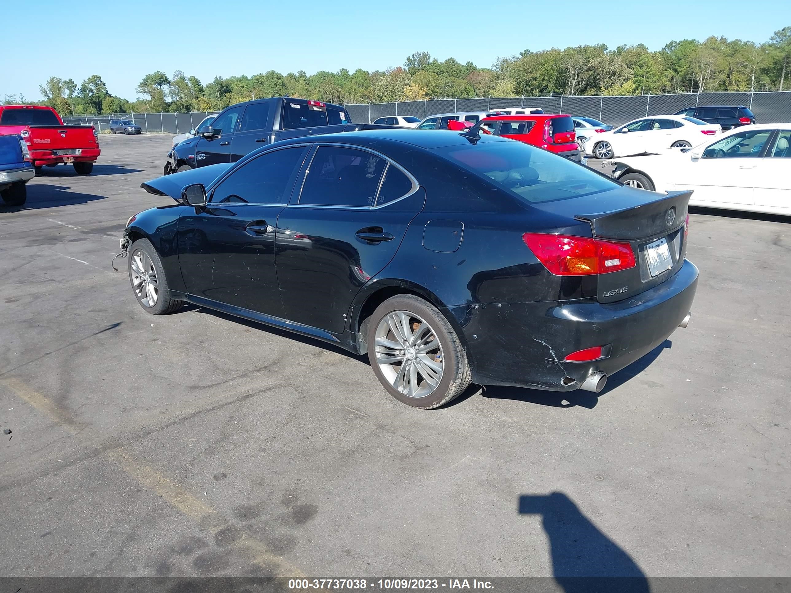 Photo 2 VIN: JTHCK262972011166 - LEXUS IS 