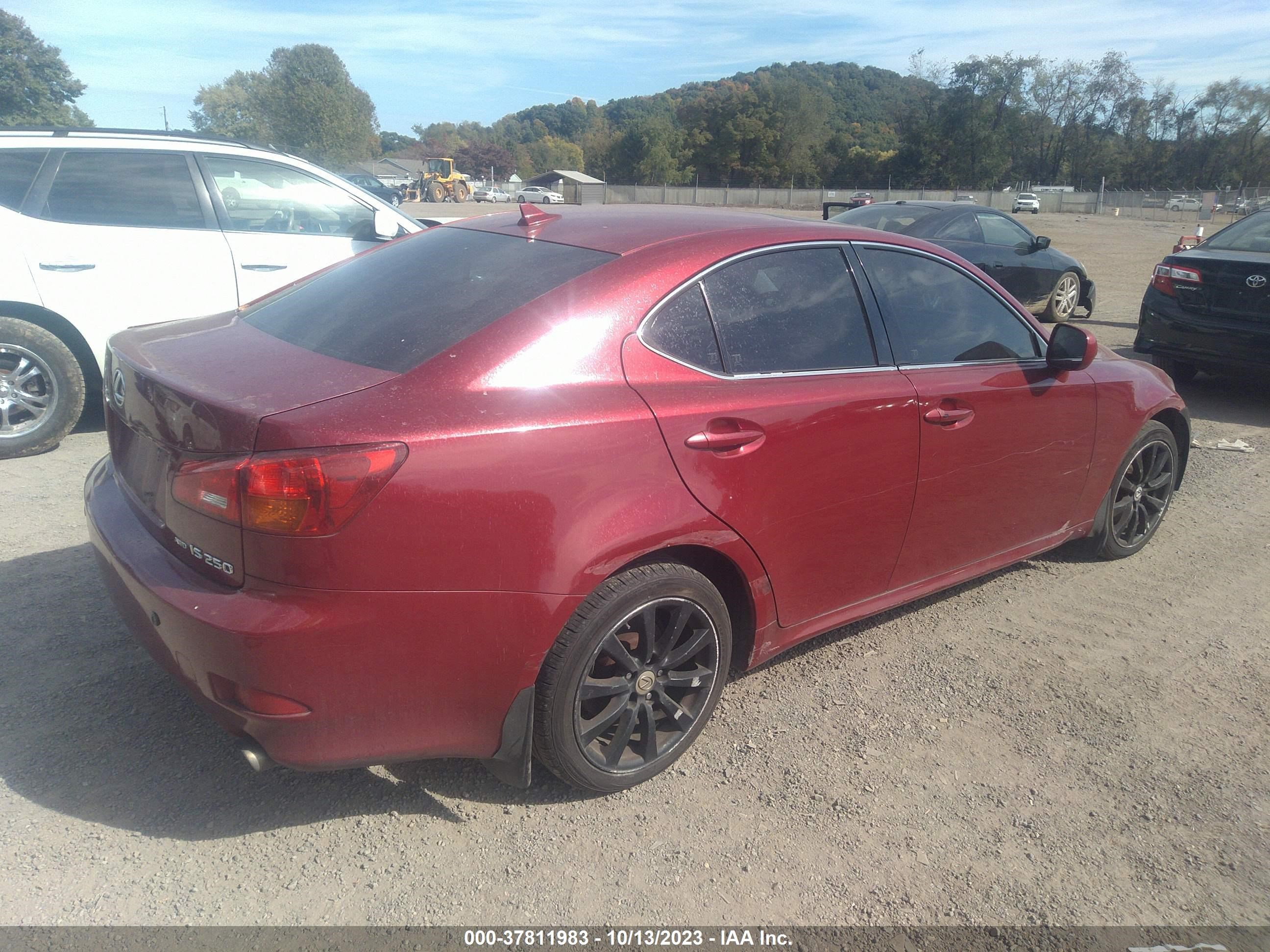 Photo 3 VIN: JTHCK262972011278 - LEXUS IS 