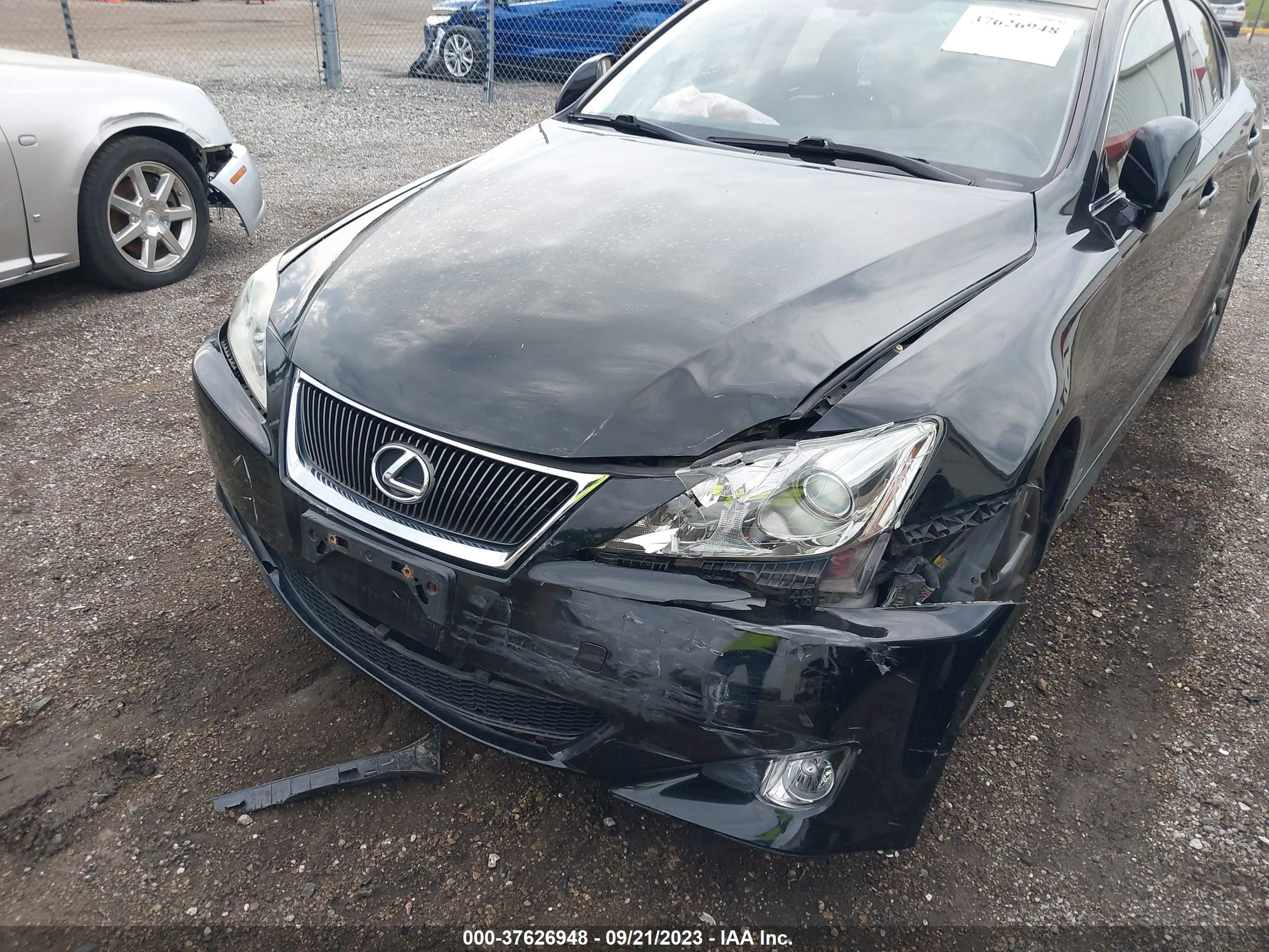 Photo 5 VIN: JTHCK262975012798 - LEXUS IS 