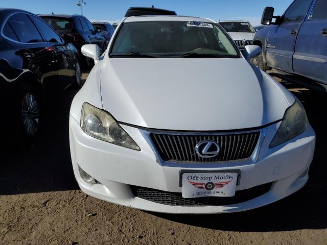 Photo 4 VIN: JTHCK262992029735 - LEXUS IS 