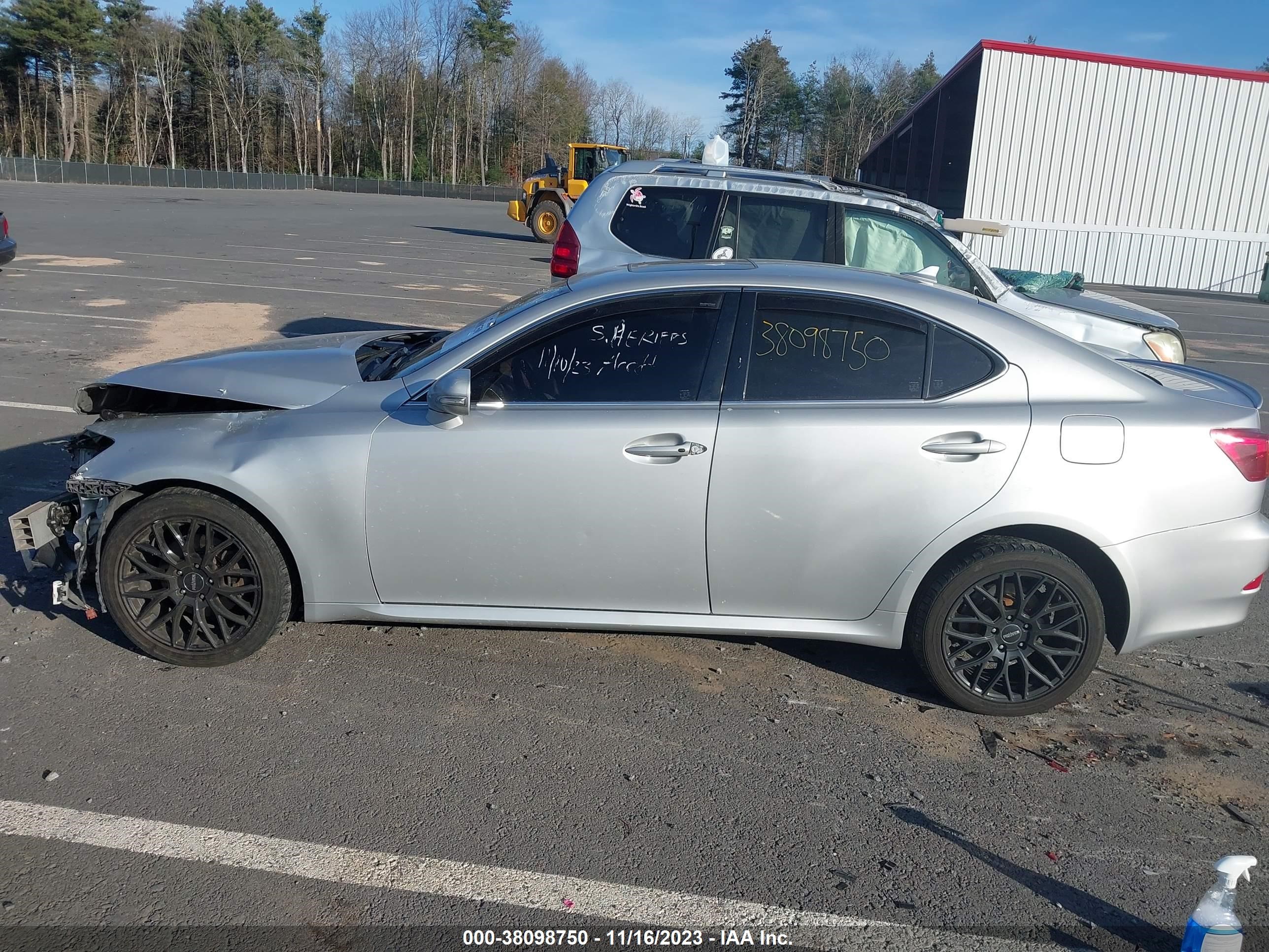 Photo 12 VIN: JTHCK262995033377 - LEXUS IS 