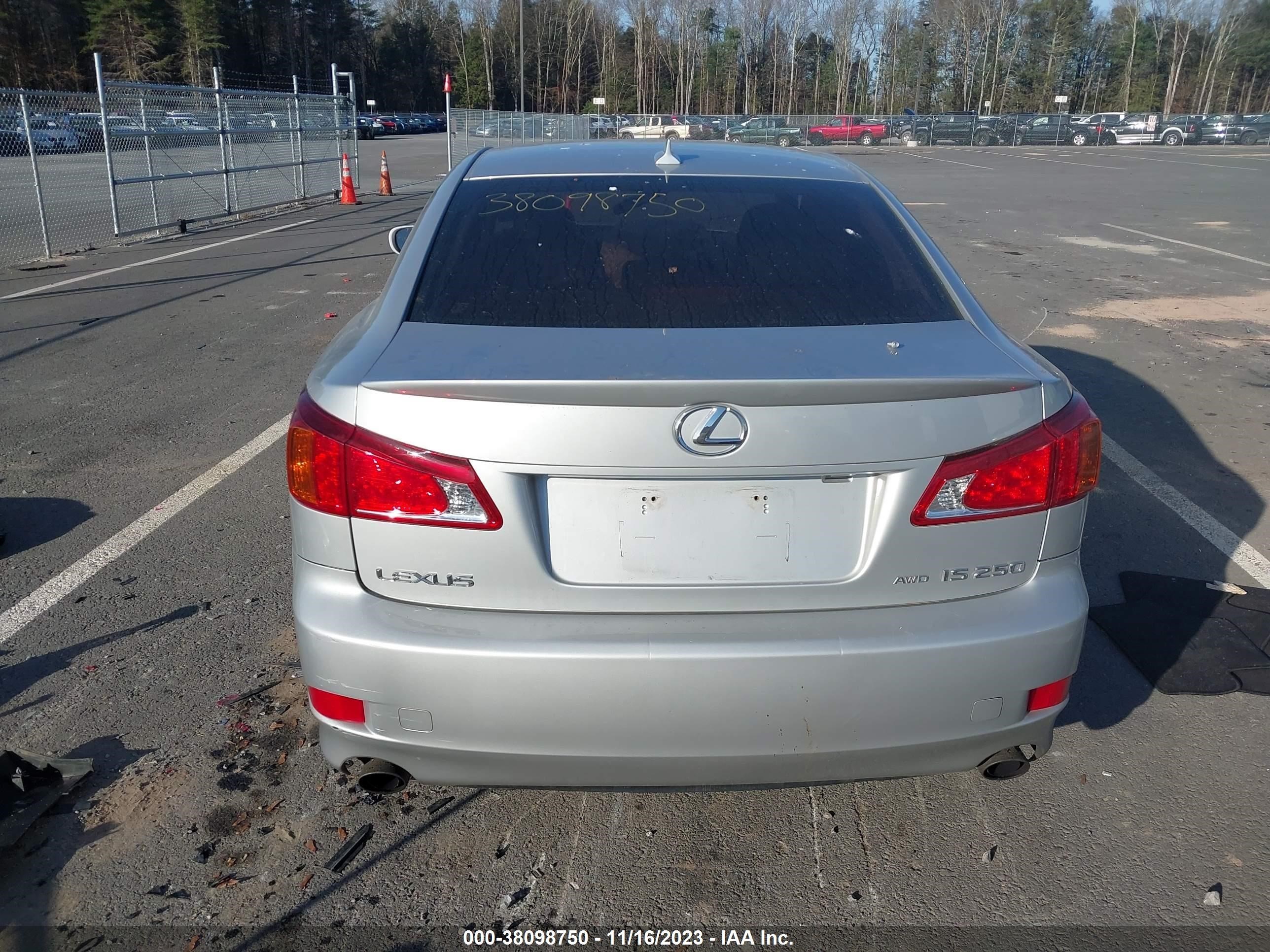 Photo 14 VIN: JTHCK262995033377 - LEXUS IS 