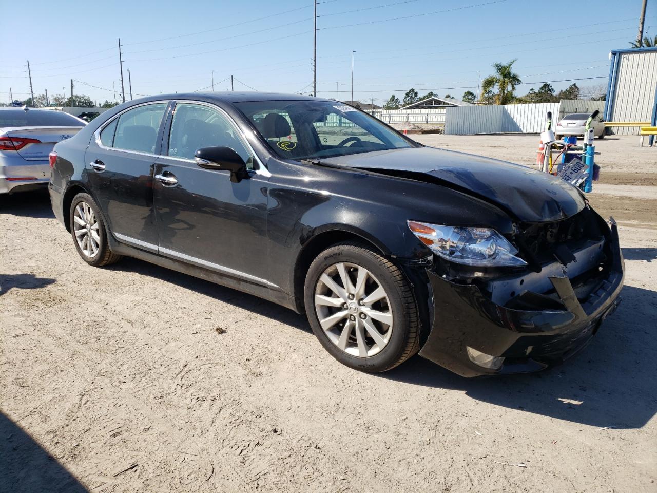 Photo 3 VIN: JTHCL1EF5C5014490 - LEXUS LS 