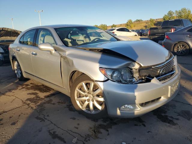 Photo 3 VIN: JTHCL46F095002157 - LEXUS LS 460 