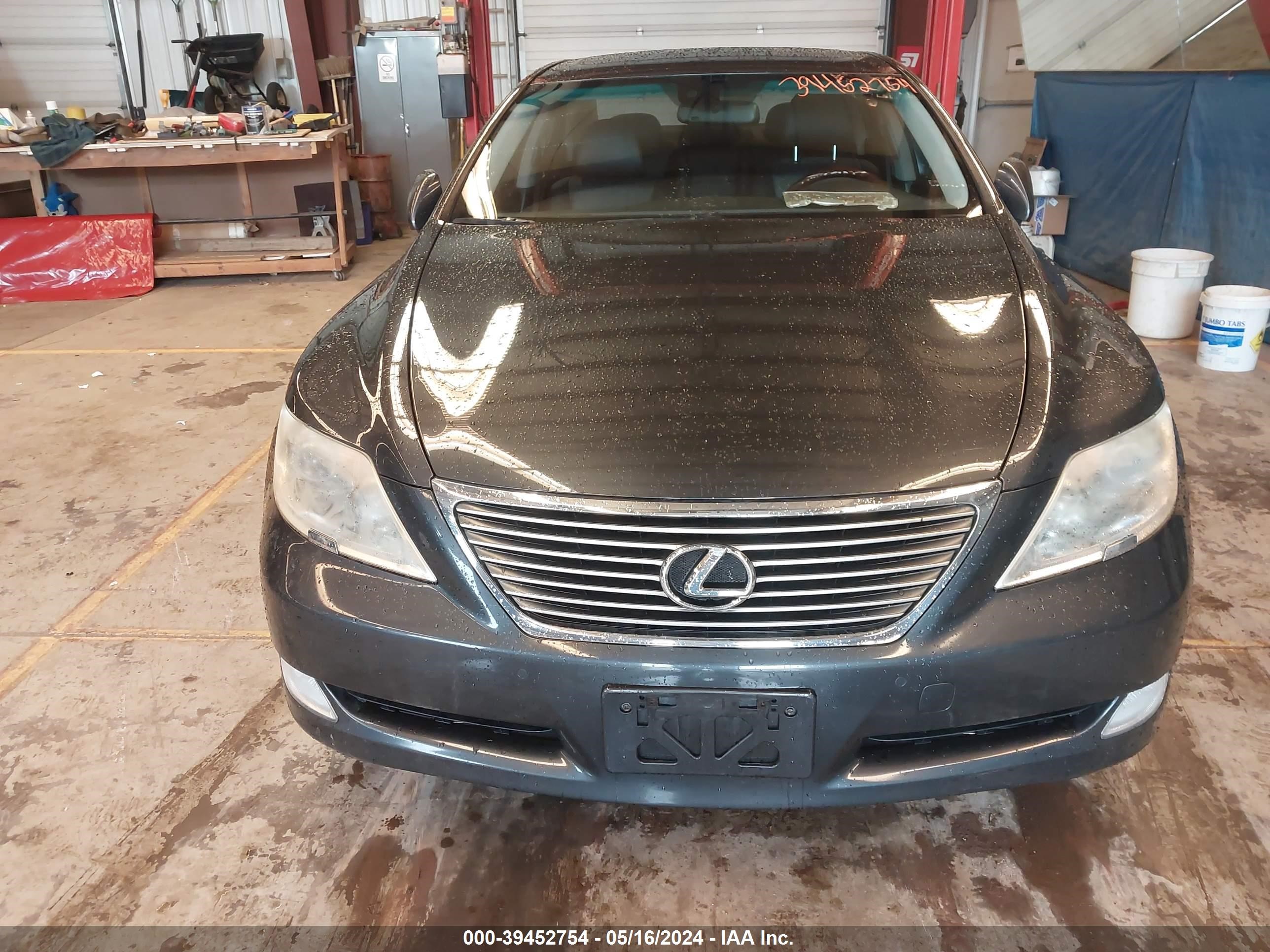 Photo 5 VIN: JTHCL46F495000976 - LEXUS LS 