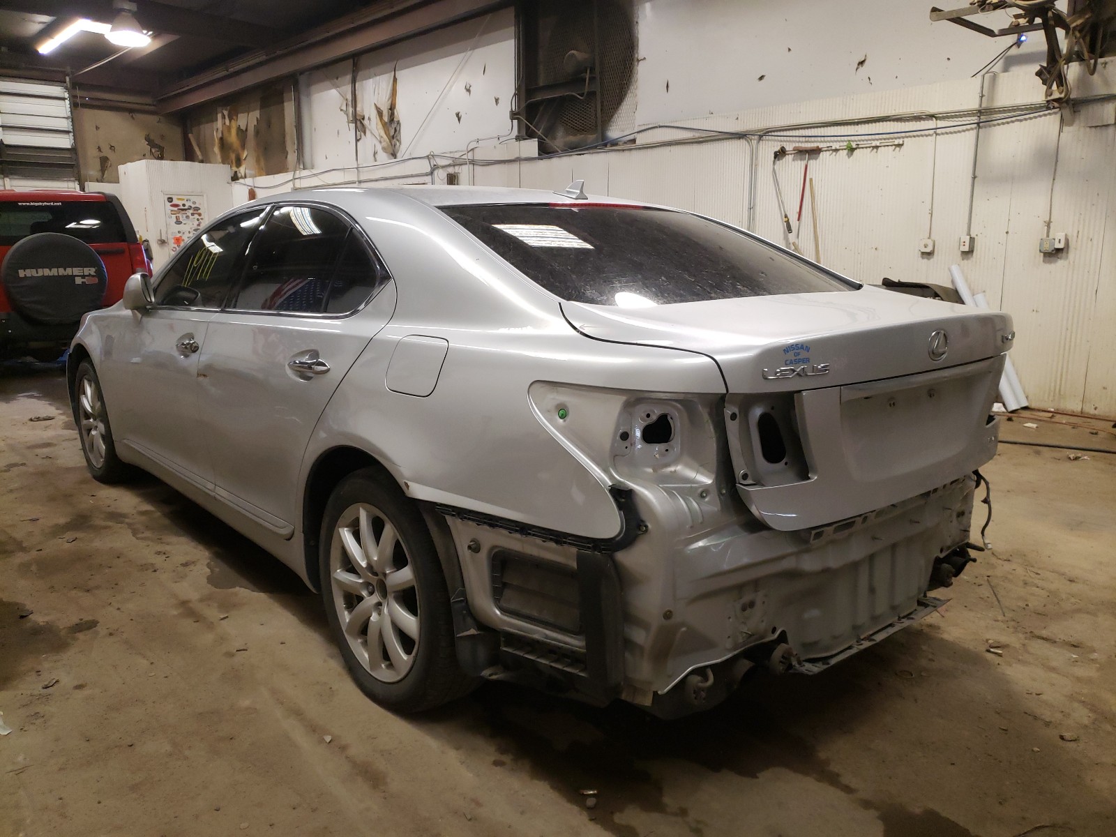 Photo 2 VIN: JTHCL46F695001496 - LEXUS LS 460 