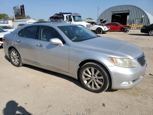 Photo 3 VIN: JTHCL46F795001457 - LEXUS LS 460 