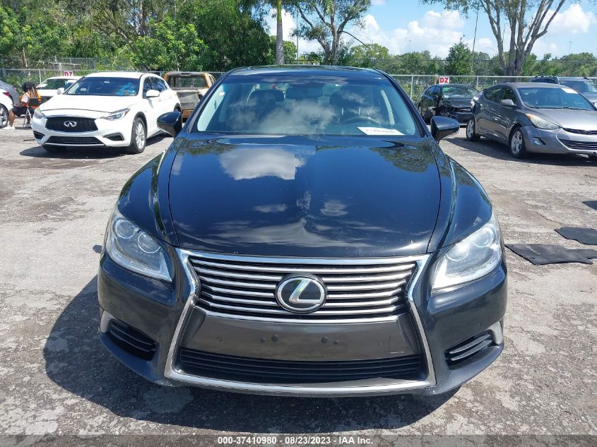 Photo 12 VIN: JTHCL5EF0D5018116 - LEXUS LS 