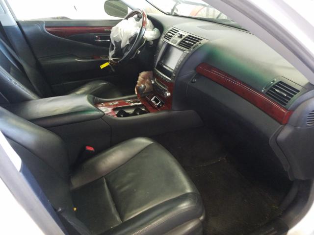 Photo 4 VIN: JTHCL5EF1C5012842 - LEXUS LS 460 