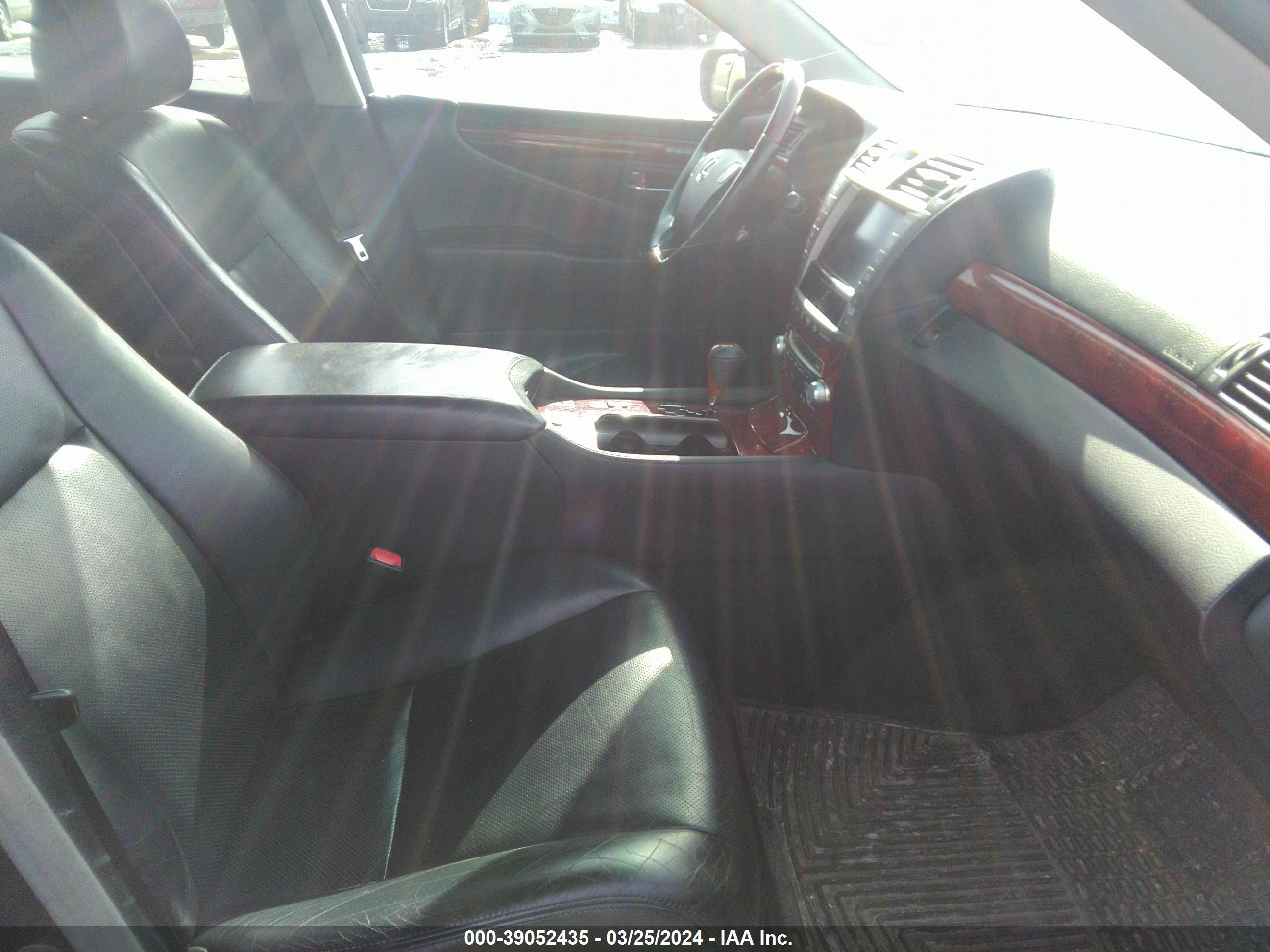 Photo 4 VIN: JTHCL5EF1C5013487 - LEXUS LS 