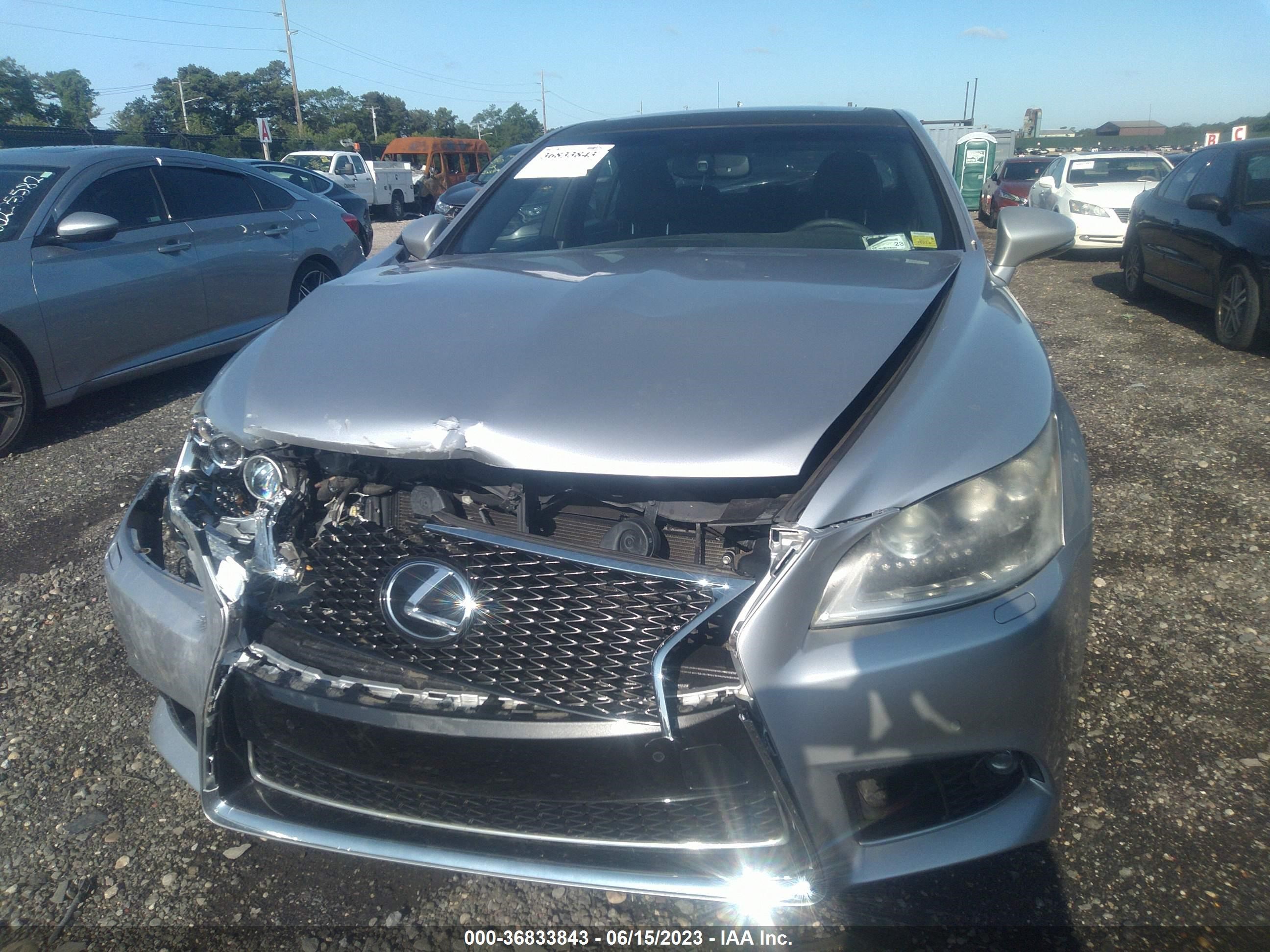 Photo 5 VIN: JTHCL5EF2D5016898 - LEXUS LS 