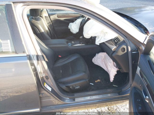 Photo 4 VIN: JTHCL5EF2F5024924 - LEXUS LS 