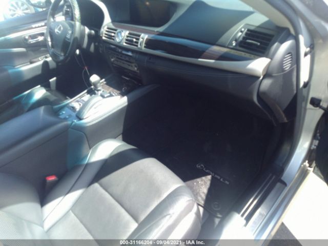 Photo 4 VIN: JTHCL5EF2H5027969 - LEXUS LS 