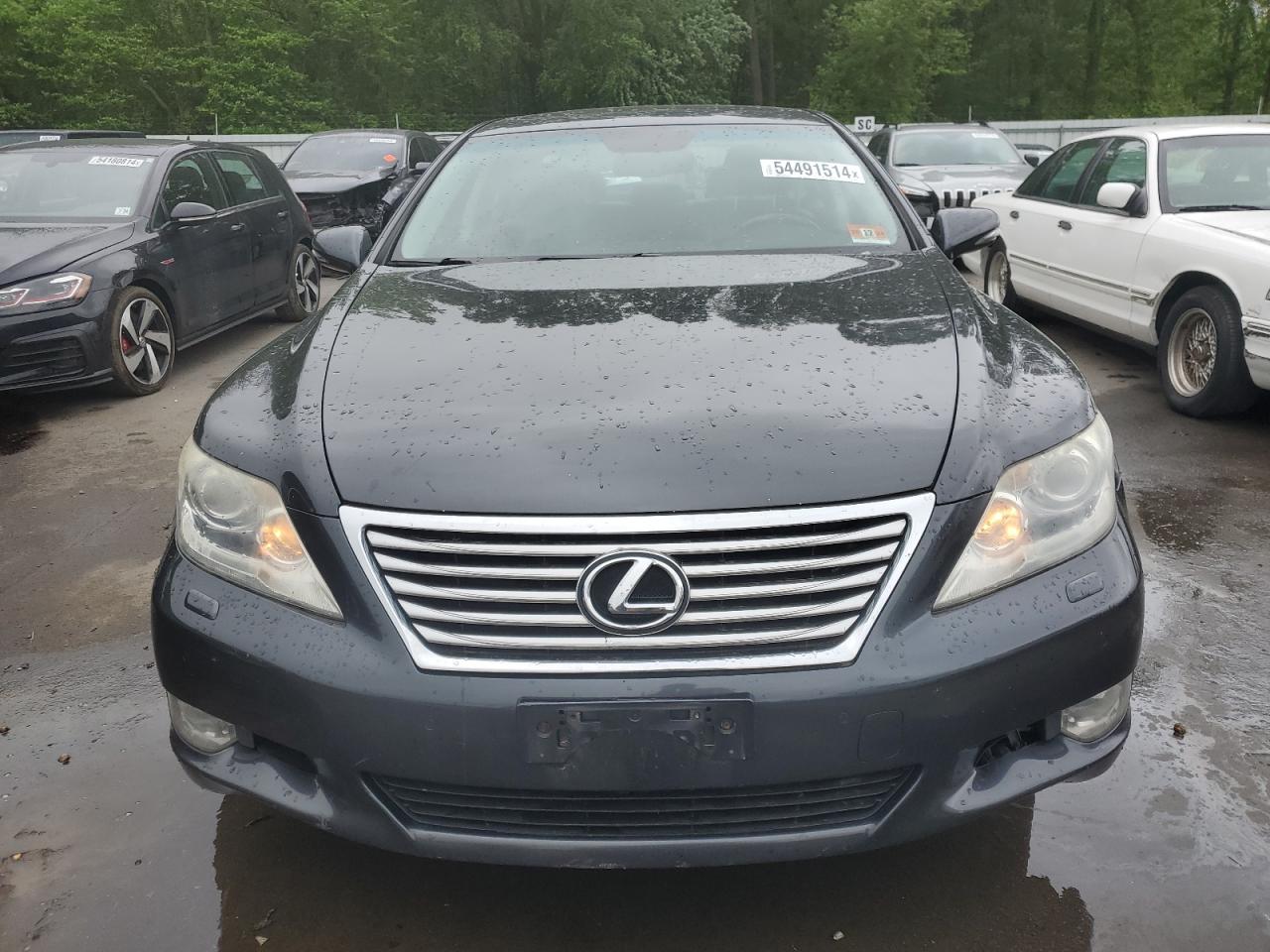 Photo 4 VIN: JTHCL5EF4A5008636 - LEXUS LS 460 