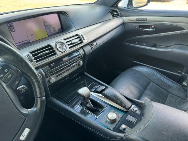 Photo 8 VIN: JTHCL5EF5D5016880 - LEXUS LS 