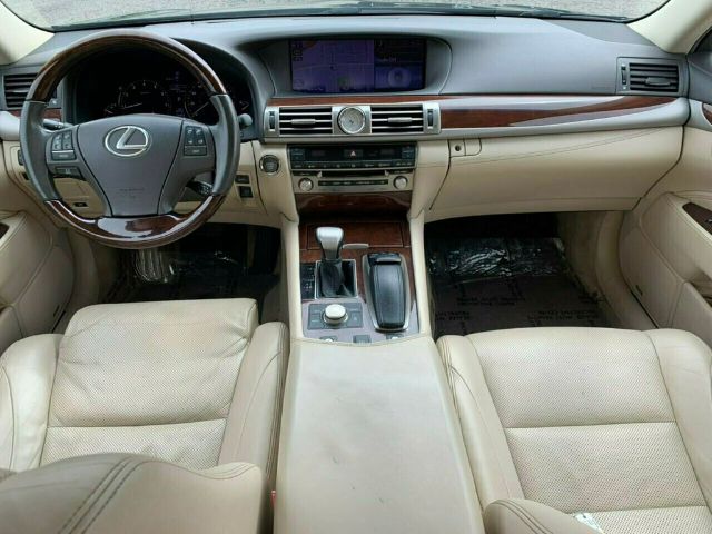 Photo 1 VIN: JTHCL5EF5D5017219 - LEXUS LS 460 