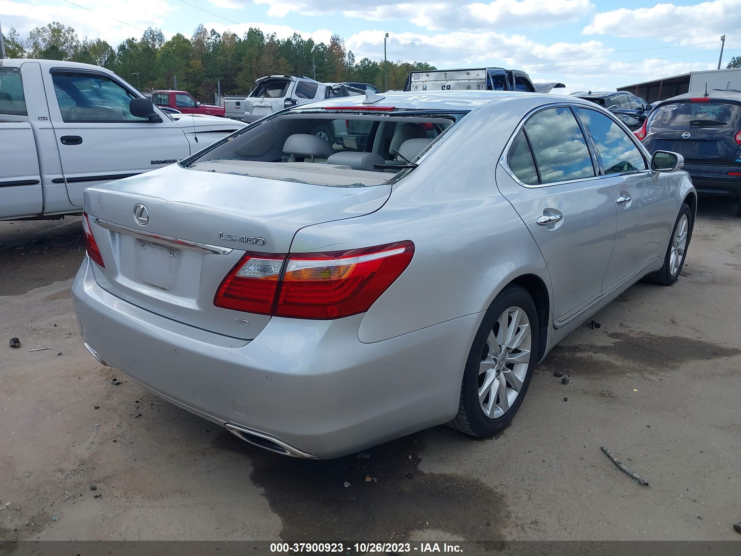 Photo 3 VIN: JTHCL5EF6A5006998 - LEXUS LS 